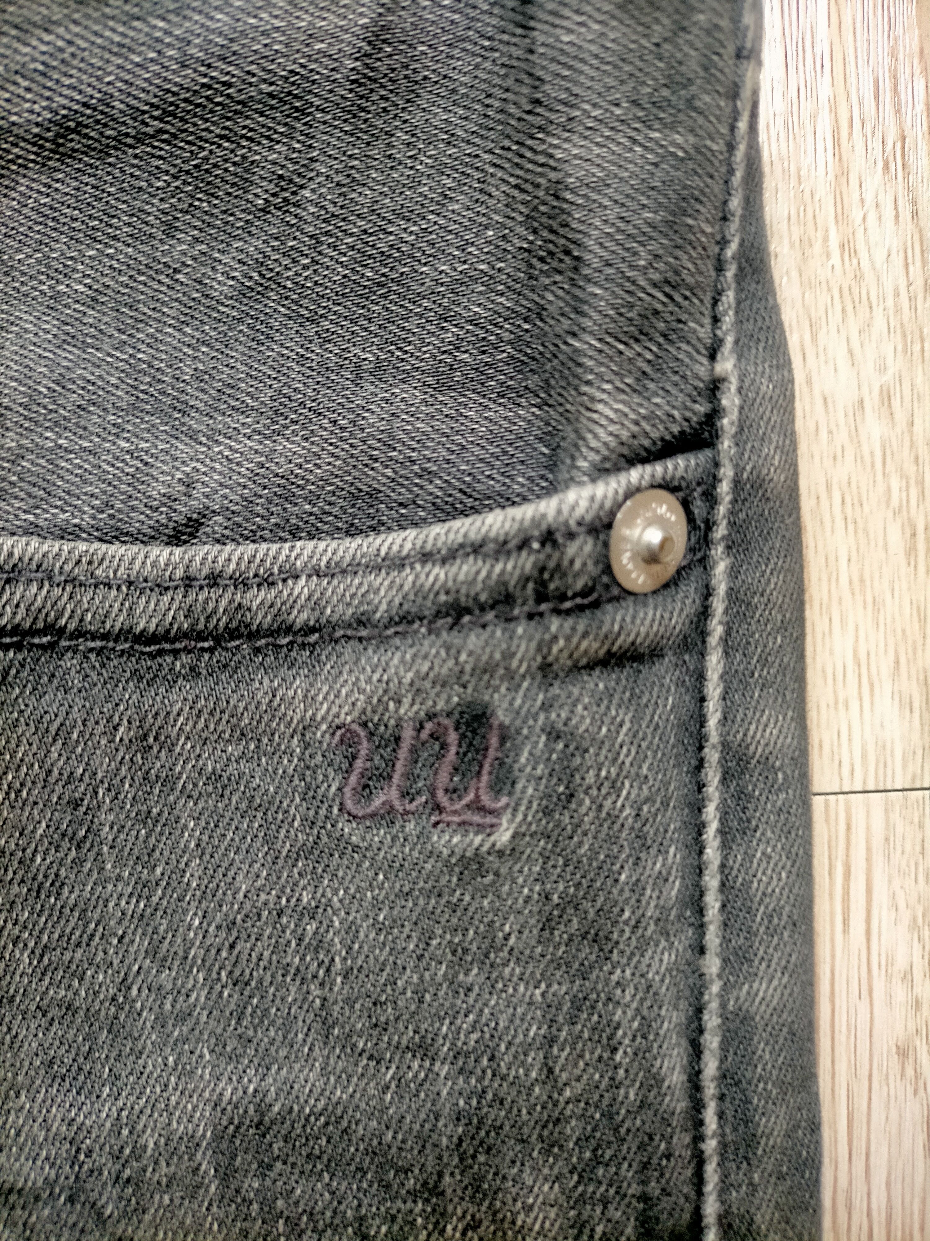 Undercover Undercover Uniqlo Black Skinny Jeans Size US 33 - 22 Thumbnail