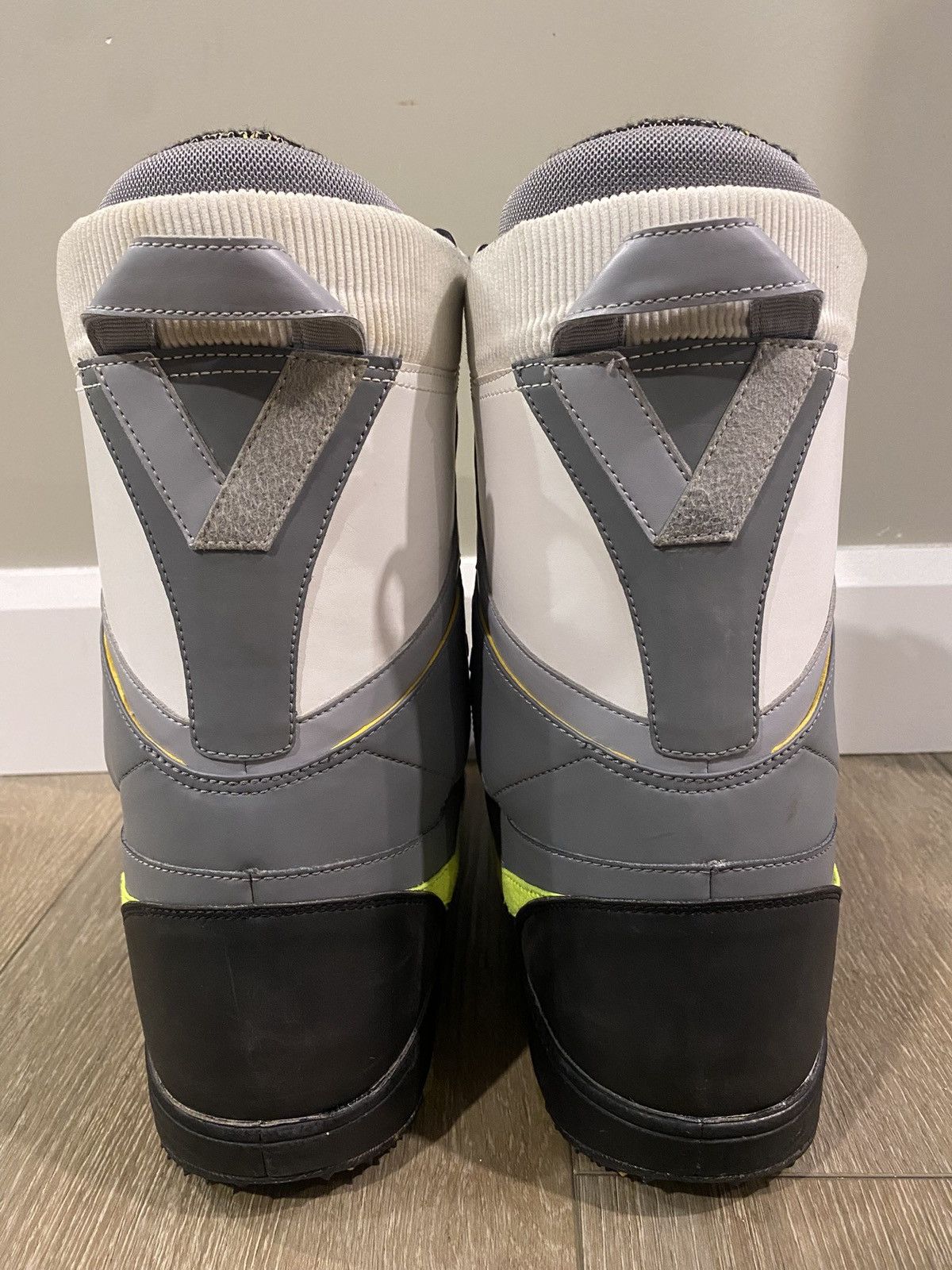 Nike Nike Zoom DK Danny Kass Snowboard Boots “Neon” White / Grey Size US 9 / EU 42 - 8 Thumbnail