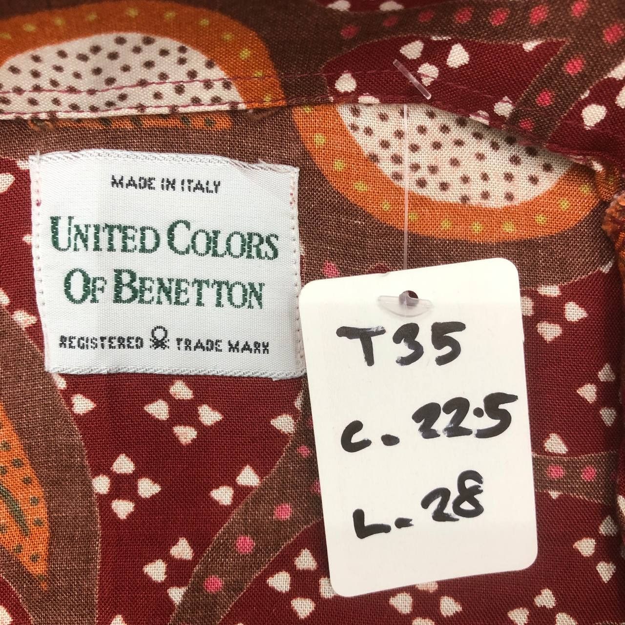 United Colors Of Benetton T35 UNITED COLORS OF BENETTON HAWAII SHIRTS Size US M / EU 48-50 / 2 - 6 Thumbnail