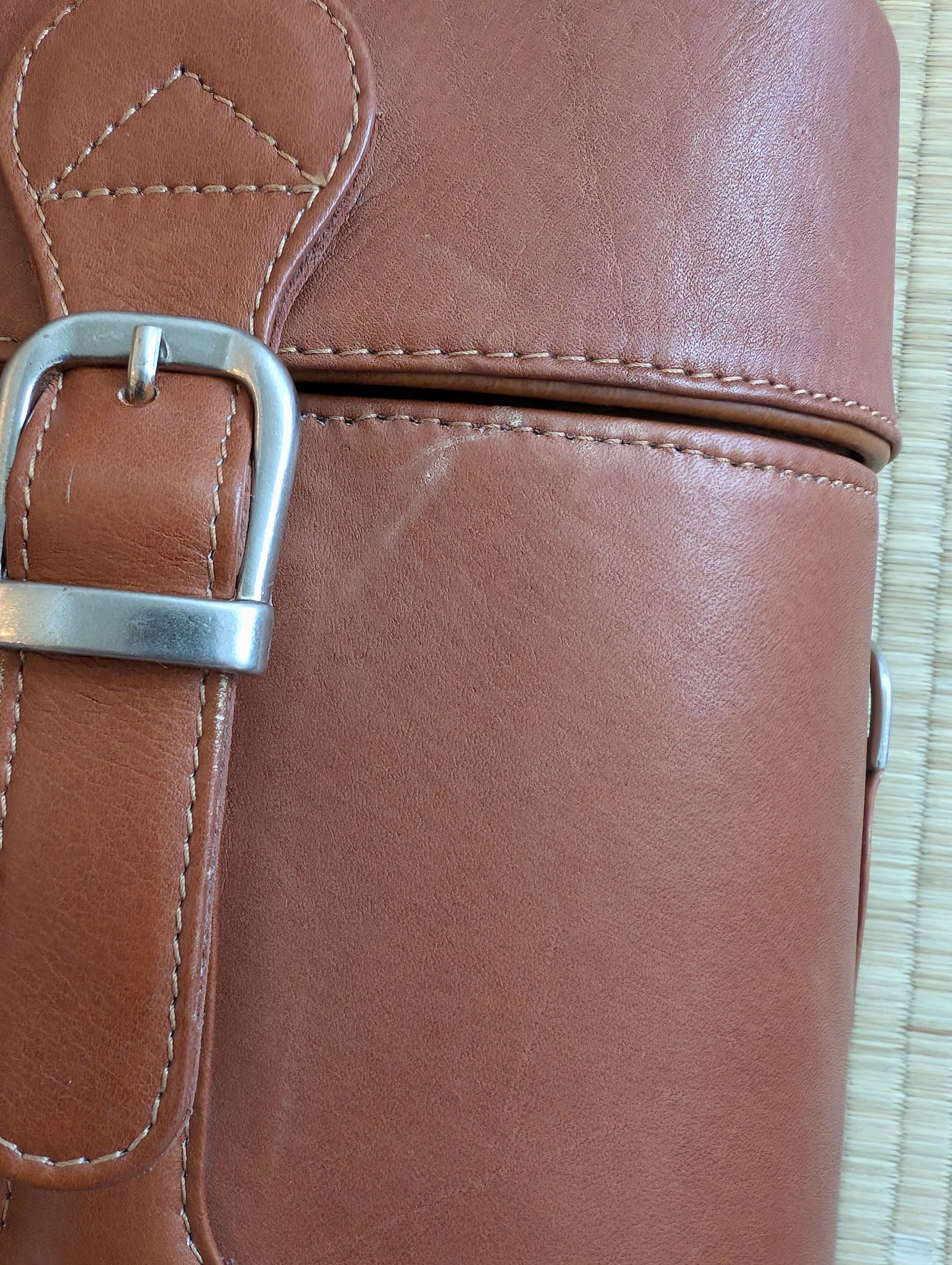 Handmade LNWOT Handmade Luxury Genuine Leather Double Wine Carrier Size ONE SIZE - 8 Thumbnail
