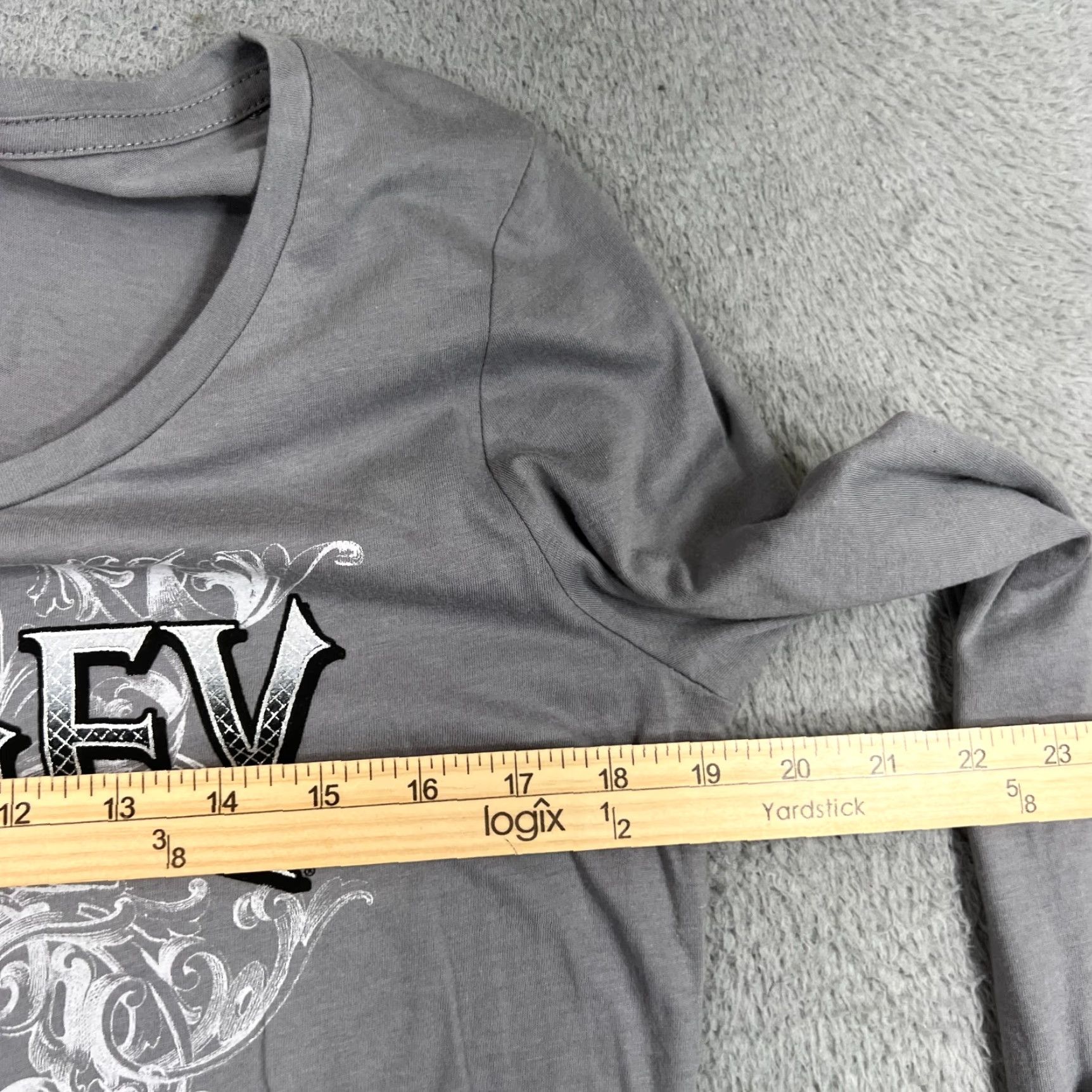 Harley Davidson Harley Davidson T-Shirt Women Long Sleeve Gray Embroidered Motorcycle Skull Casual product Size L / US 10 / IT 46 - 7 Thumbnail
