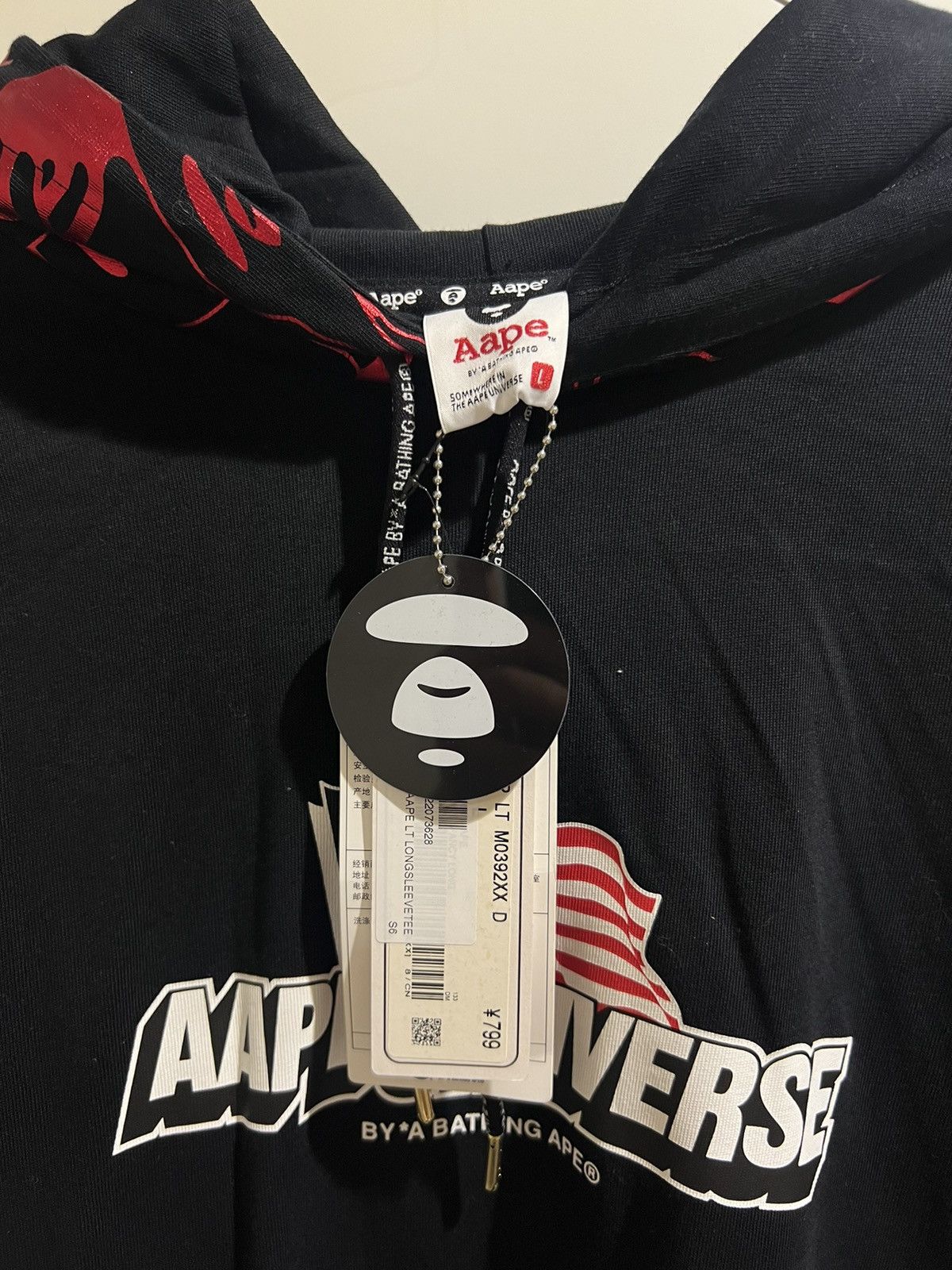 Aape AAPE BY BATHING APE BLACK FLAG LOGO HOODIE BRAND NEW Size US L / EU 52-54 / 3 - 4 Thumbnail