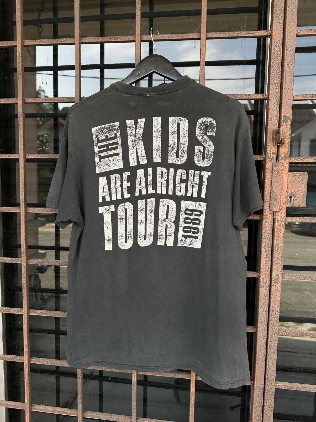 Vintage Thrashed THE WHO Thin Paper Faded Distressed ERD GRUNGE Size US XL / EU 56 / 4 - 2 Thumbnail