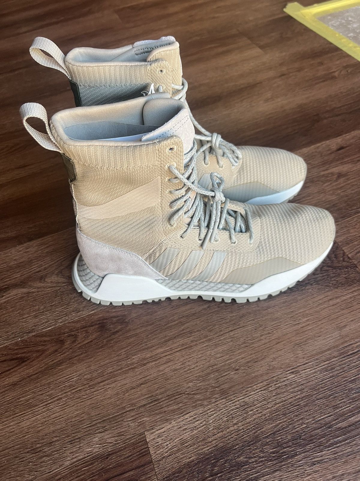 Adidas Men’s Adidas AF 1.3 Sneaker Boots in Golden Wheat. Size US 10.5 / EU 43-44 - 7 Thumbnail
