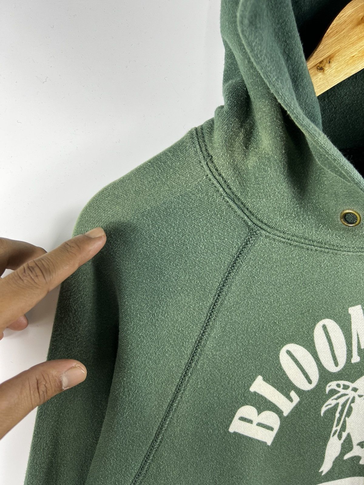 Champion 🔥 SUNFADED 🔥 VTG CHAMPION INDIAN PEOPLE HOODIES - L Size US M / EU 48-50 / 2 - 5 Thumbnail