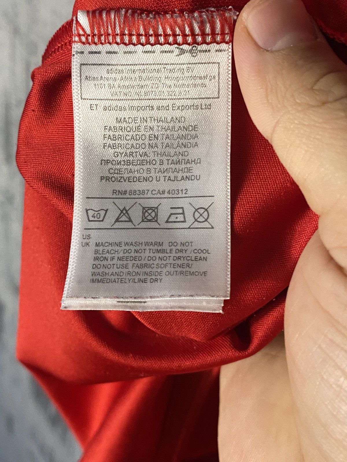 Adidas × Vintage Vintage Wales Adidas Soccer Jersey 2016 #8 King Size US L / EU 52-54 / 3 - 5 Thumbnail