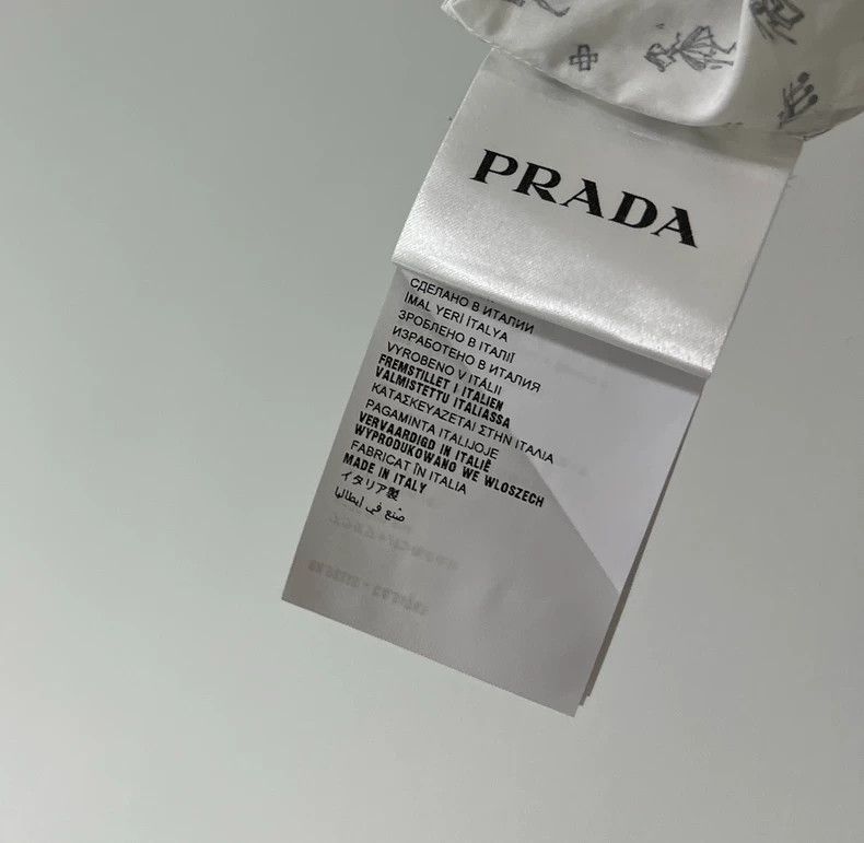 Prada Prada Size 43 Short-sleeved T-shirt size 43 2501-Nextarrow Size US XS / EU 42 / 0 - 6 Thumbnail