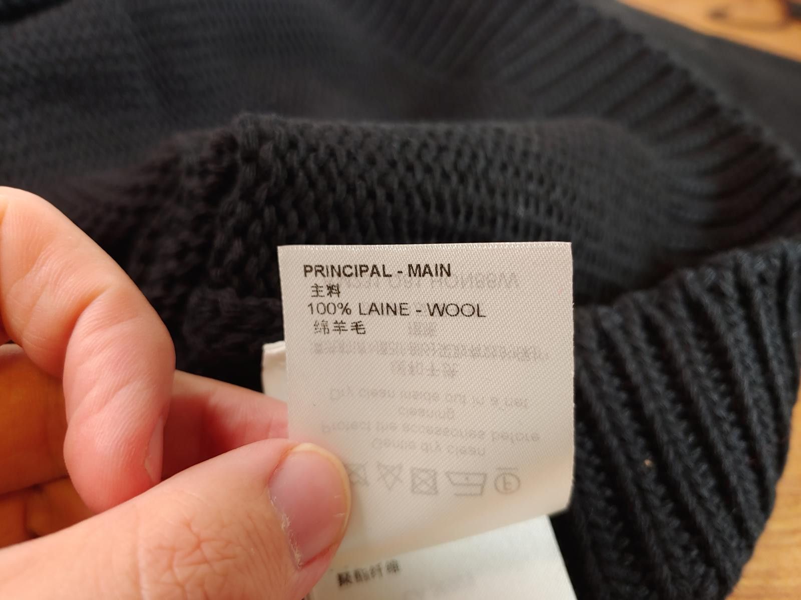 Louis Vuitton Louis Vuitton LV Tools Embroidered Crewneck in Black Size US L / EU 52-54 / 3 - 11 Thumbnail
