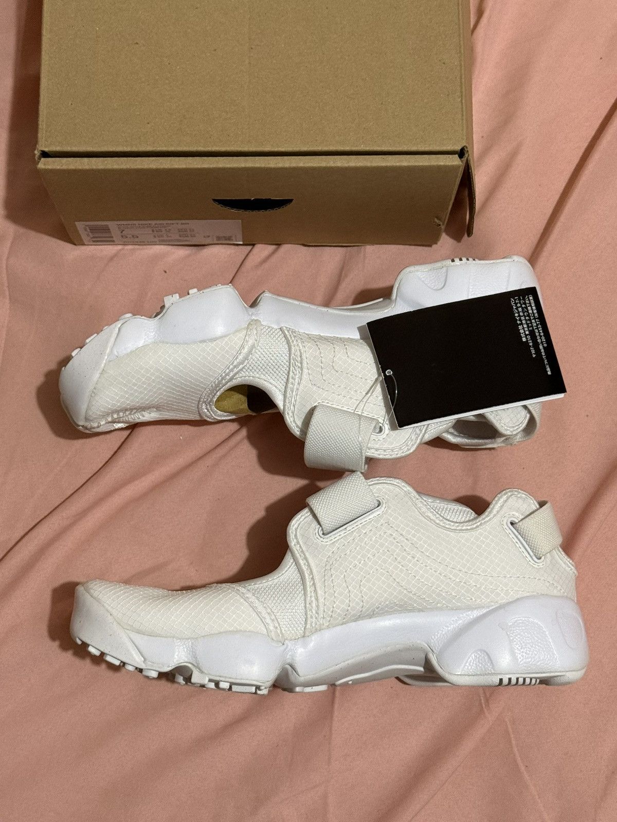 Nike Nike Air Rift Triple White Size US 7 / IT 37 - 2 Thumbnail