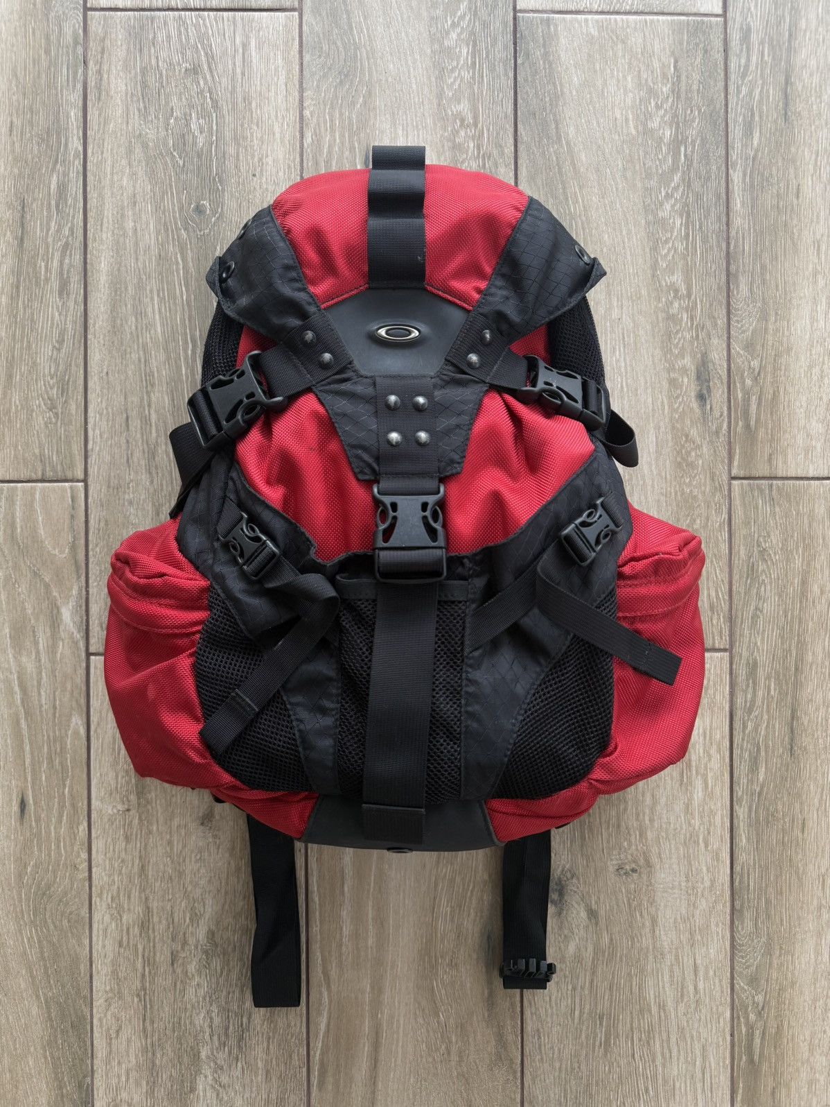 Oakley Oakley Software ICON Red/Black Tactical Backpack Size ONE SIZE - 1 Thumbnail