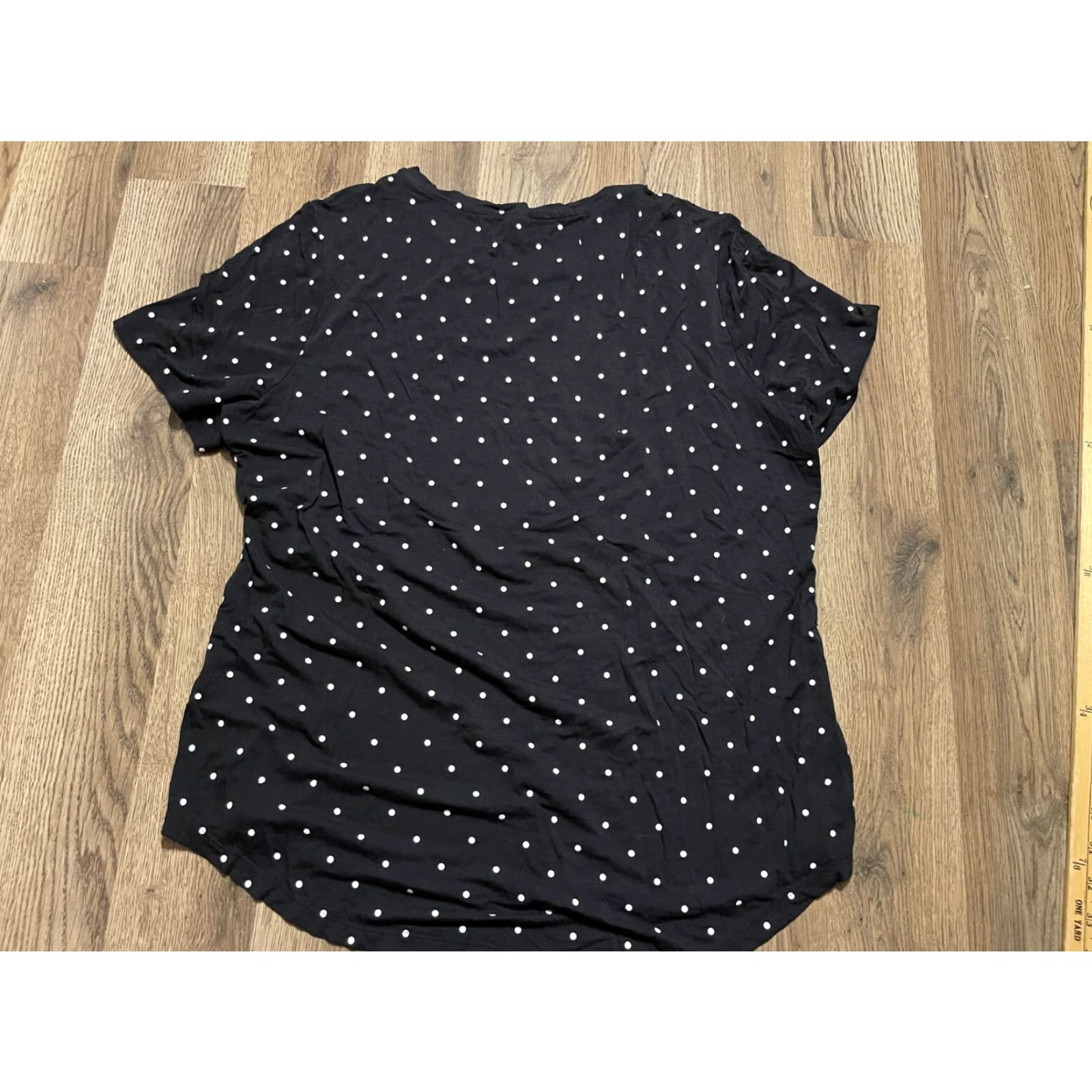 Old Navy Old Navy Shirt Women L Black White Polka Dots Luxe Short Sleeve T-Shirt Casual Modern Basic Size L / US 10 / IT 46 - 2 Thumbnail