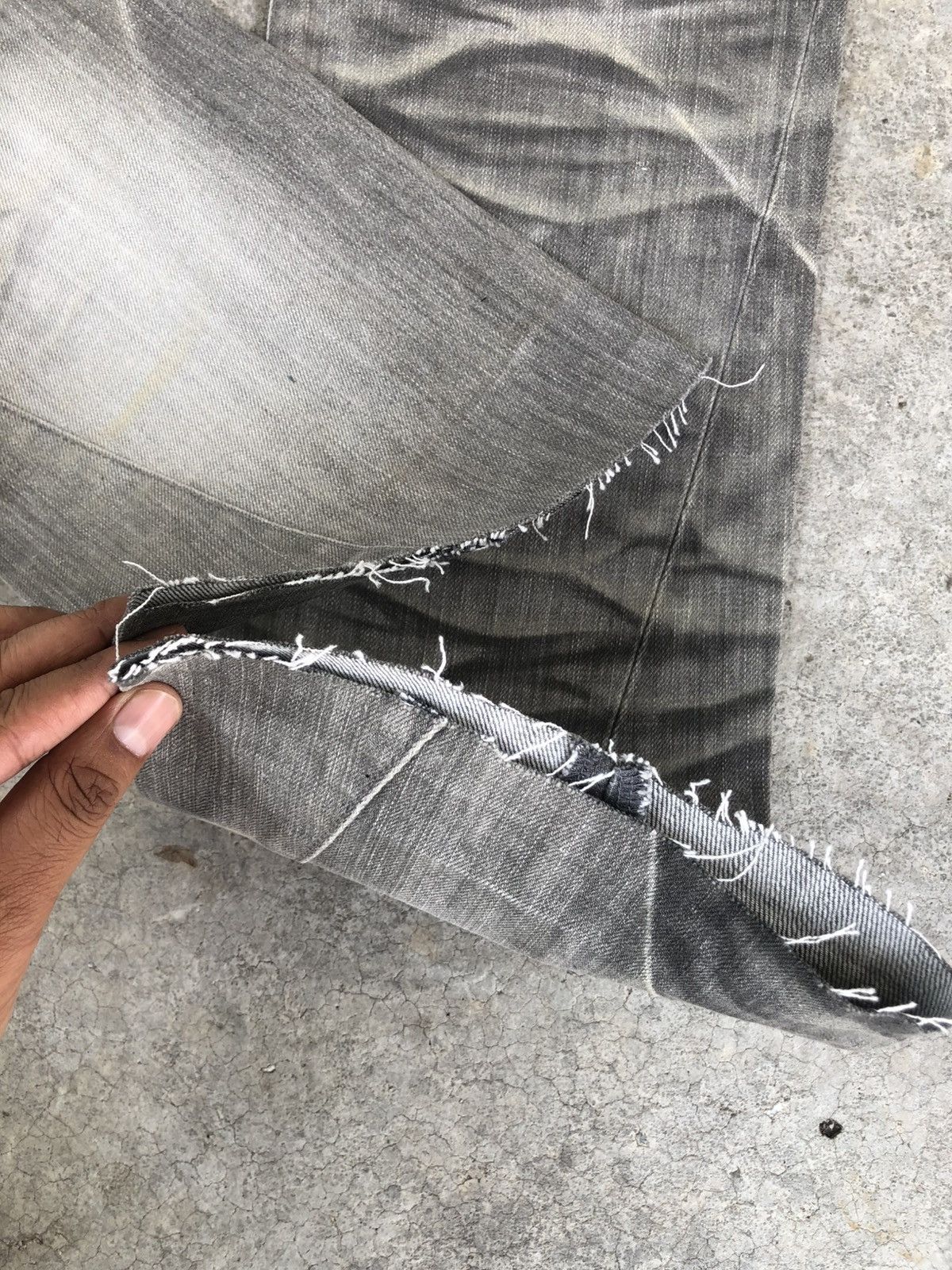 Tornado Mart Tornado Mart Flared Jeans Distressed Jeans Size US 32 / EU 48 - 14 Thumbnail