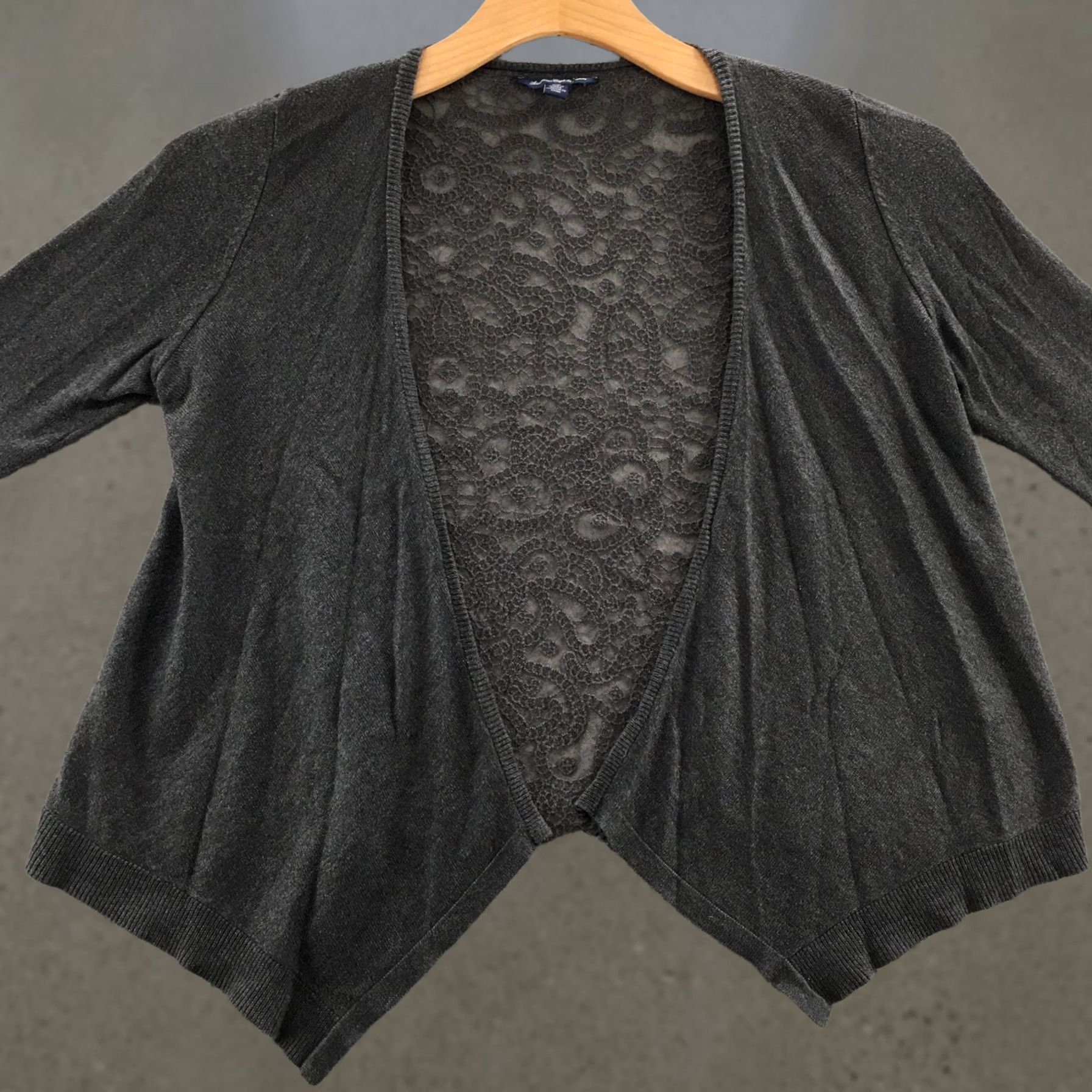 American Eagle Outfitters American Eagle Outfitters Cardigan Drape 3/4 Sleeve Gray Open Front Womens M Knit Sweater Size M / US 6-8 / IT 42-44 - 1 Thumbnail