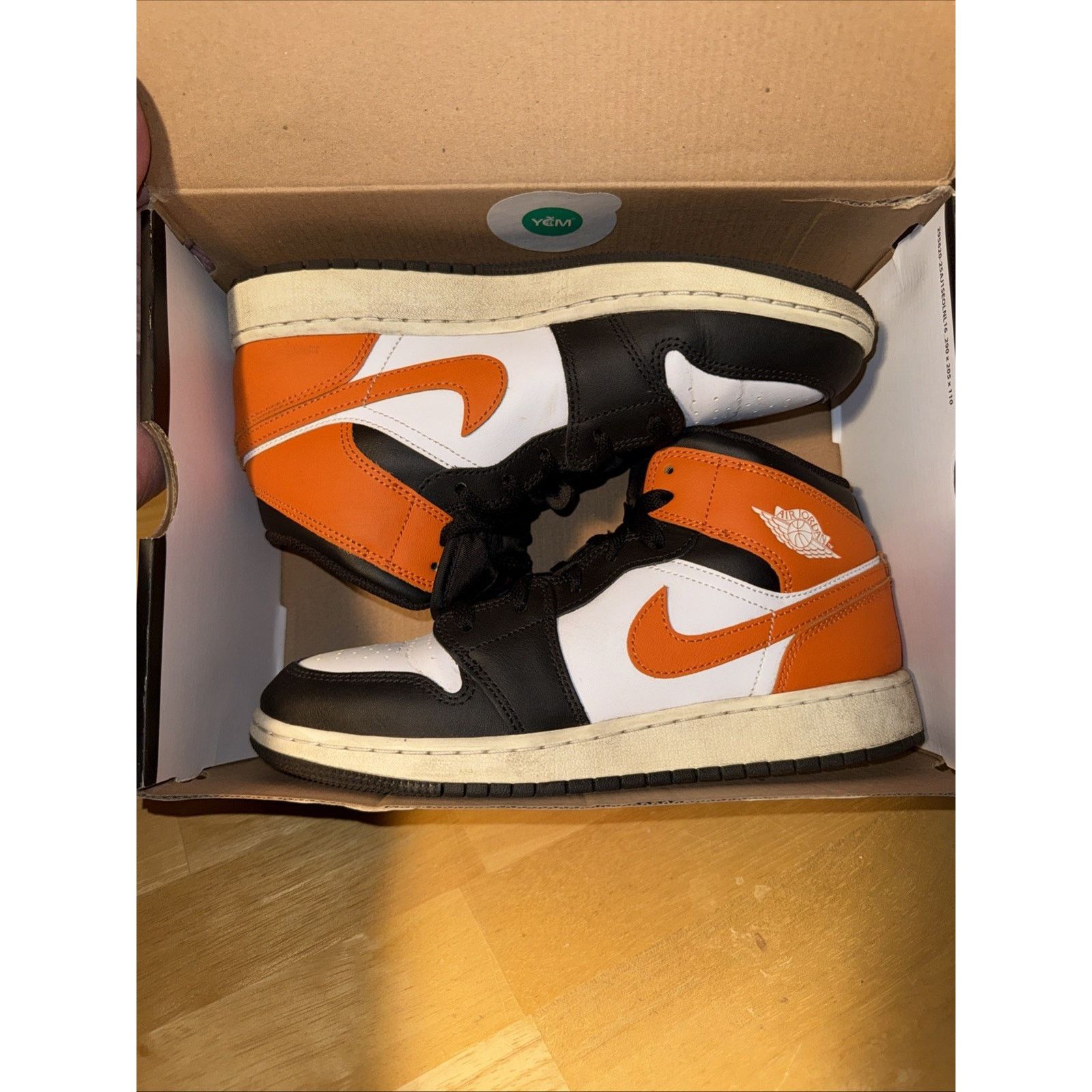 Nike Size 6Y - Air Jordan 1 Retro OG 2025 High Shattered Size US 6.5 / EU 39-40 - 7 Thumbnail