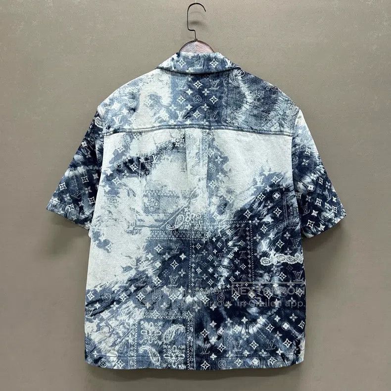 Louis Vuitton Louis Vuitton Tie-dyed denim shirt Size US L / EU 52-54 / 3 - 2 Thumbnail
