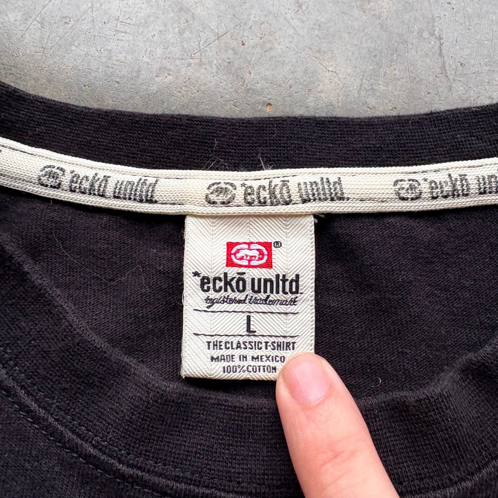 Ecko Unltd. Rare Vintage Ecko Black Graphic T-shirt Size Large Size US L / EU 52-54 / 3 - 2 Thumbnail