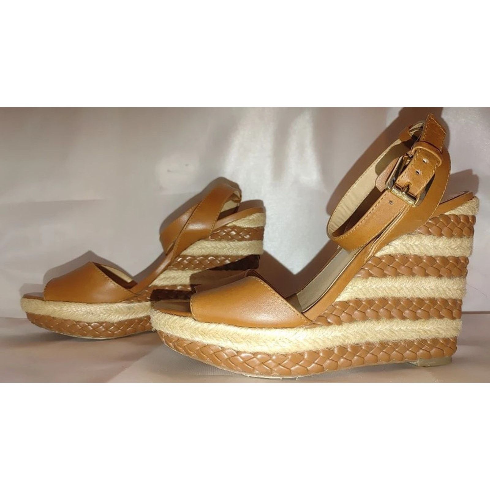 Michael Kors Michael Kors Espadrille Wedges Size 6M Size ONE SIZE - 3 Thumbnail