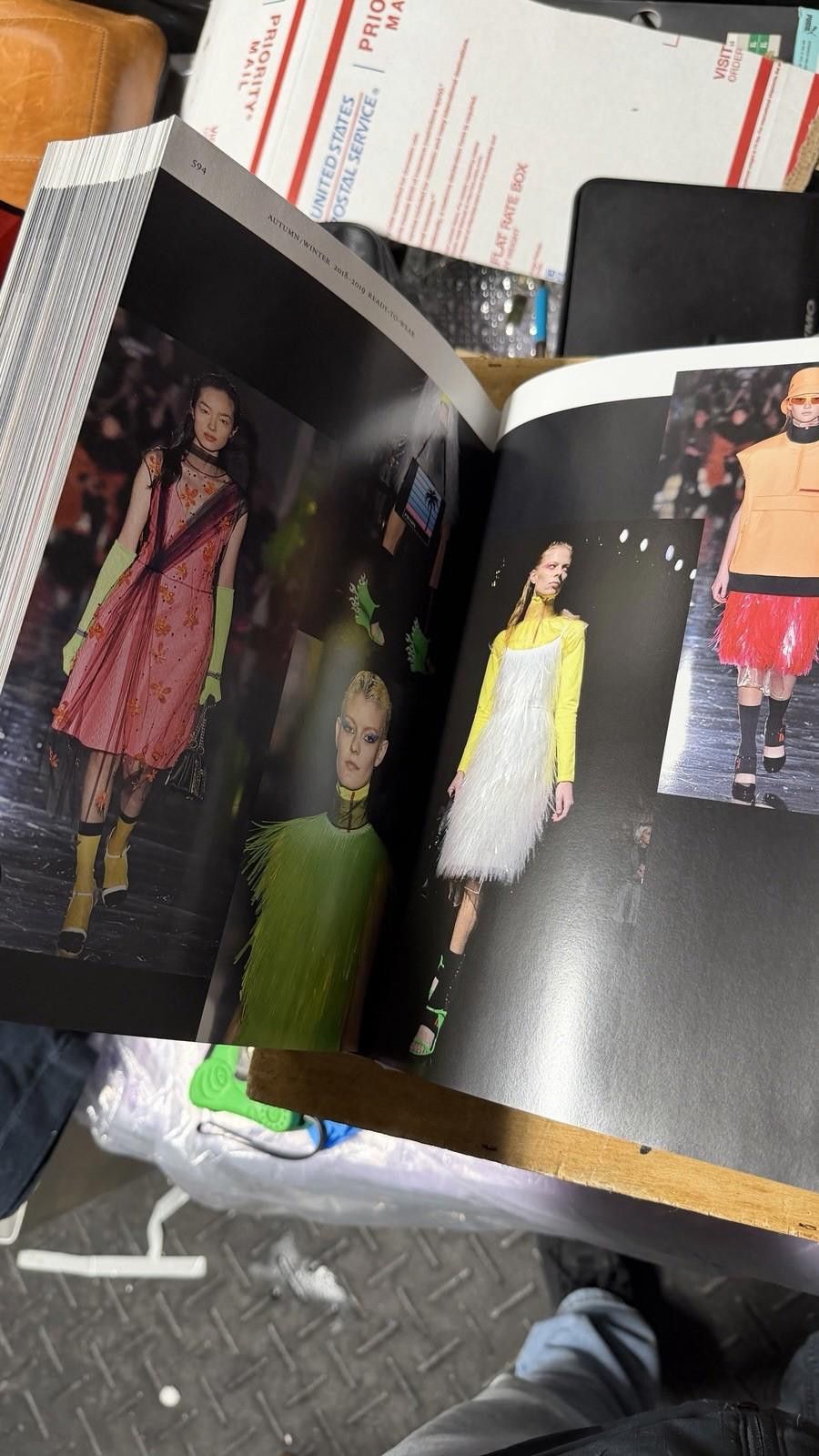 Other Prada Catwalk Hardcover Book Fashion Size ONE SIZE - 11 Thumbnail