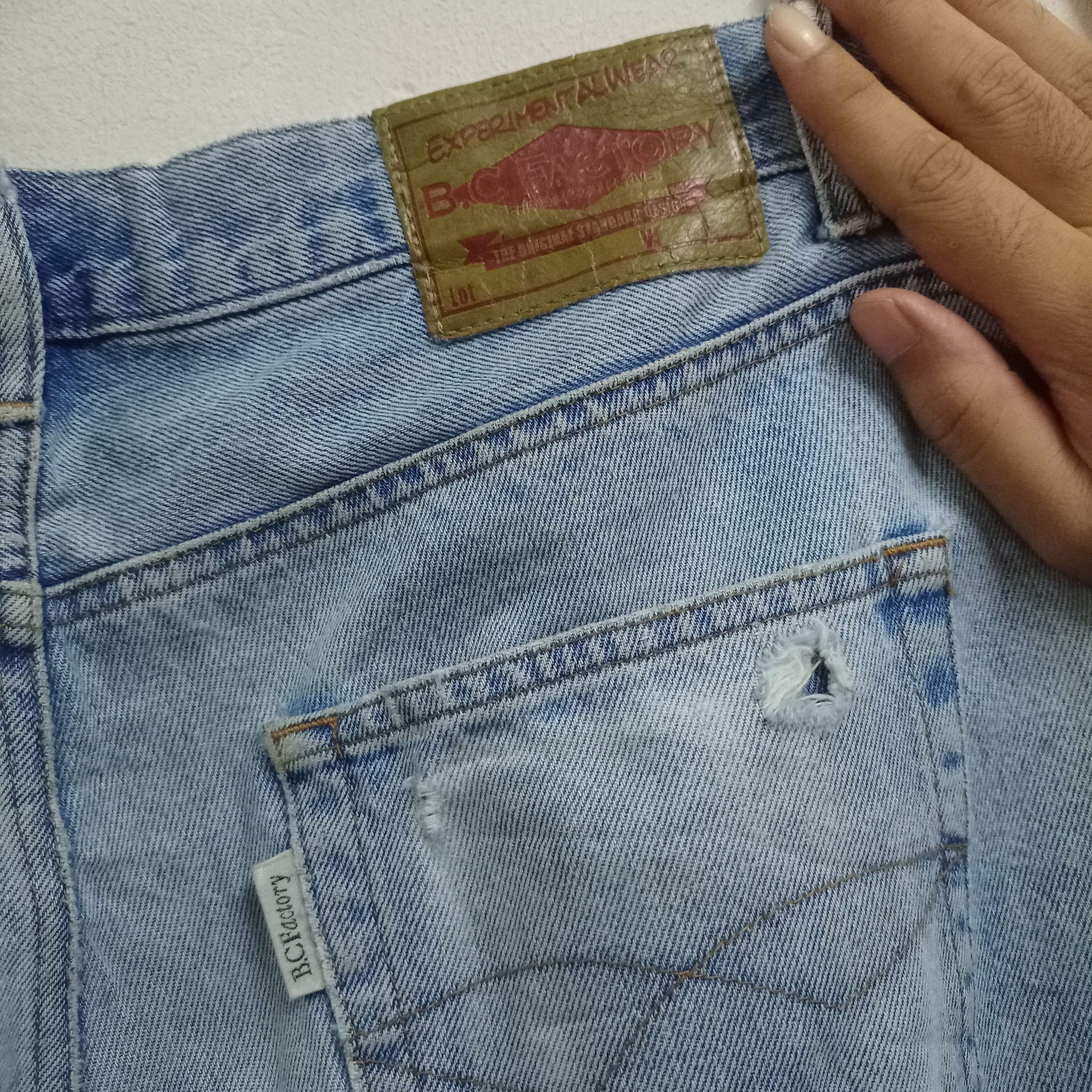 Japanese Brand Vintage Japanese Brand Distressed Loose Workwear Jeans Size US 31 - 8 Thumbnail