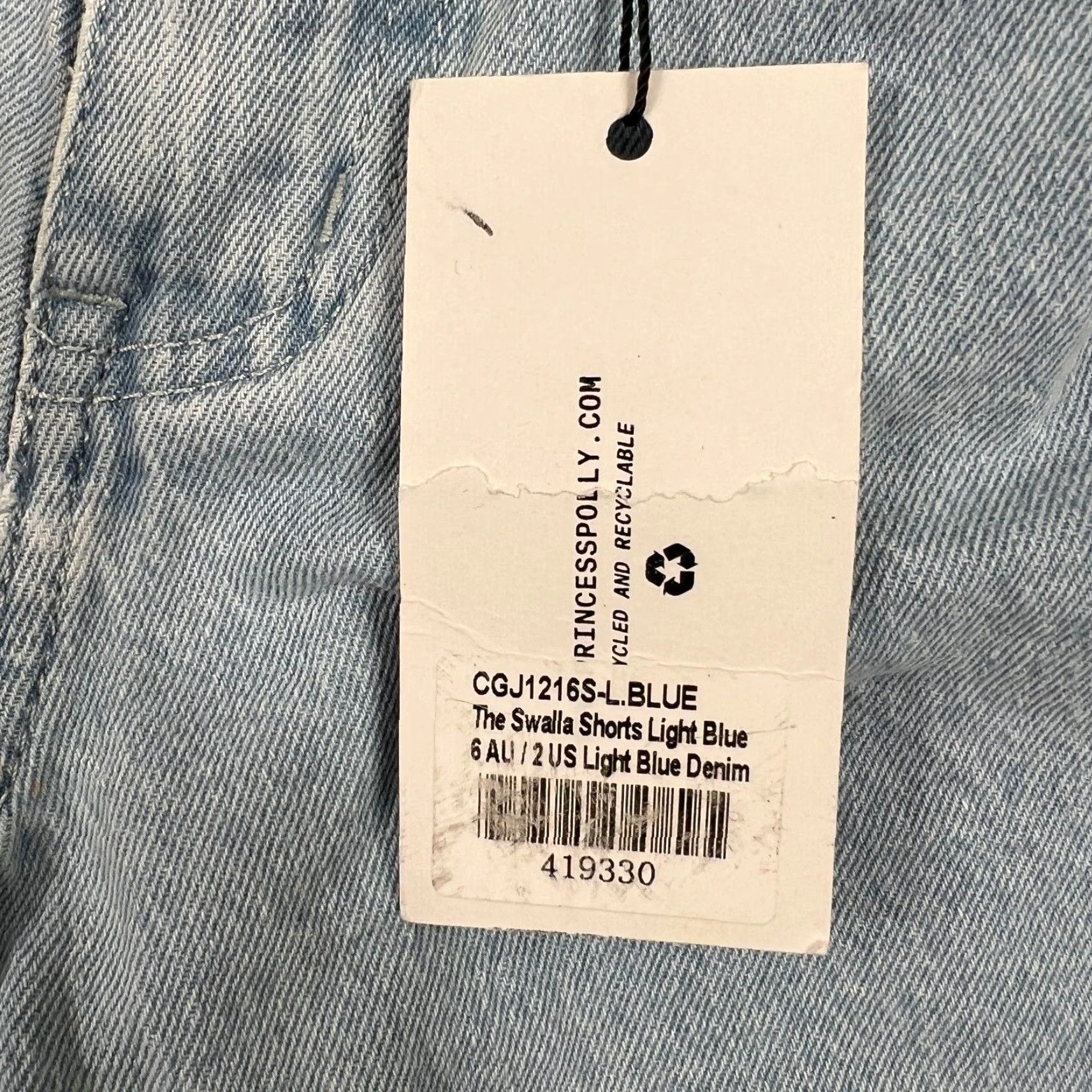 PRINCESS POLLY VINTAGE Princess Polly High Waisted Mom Jean Shorts Womens Size 2 Light Wash Blue Denim Size 26" / US 2 / IT 38 - 3 Thumbnail
