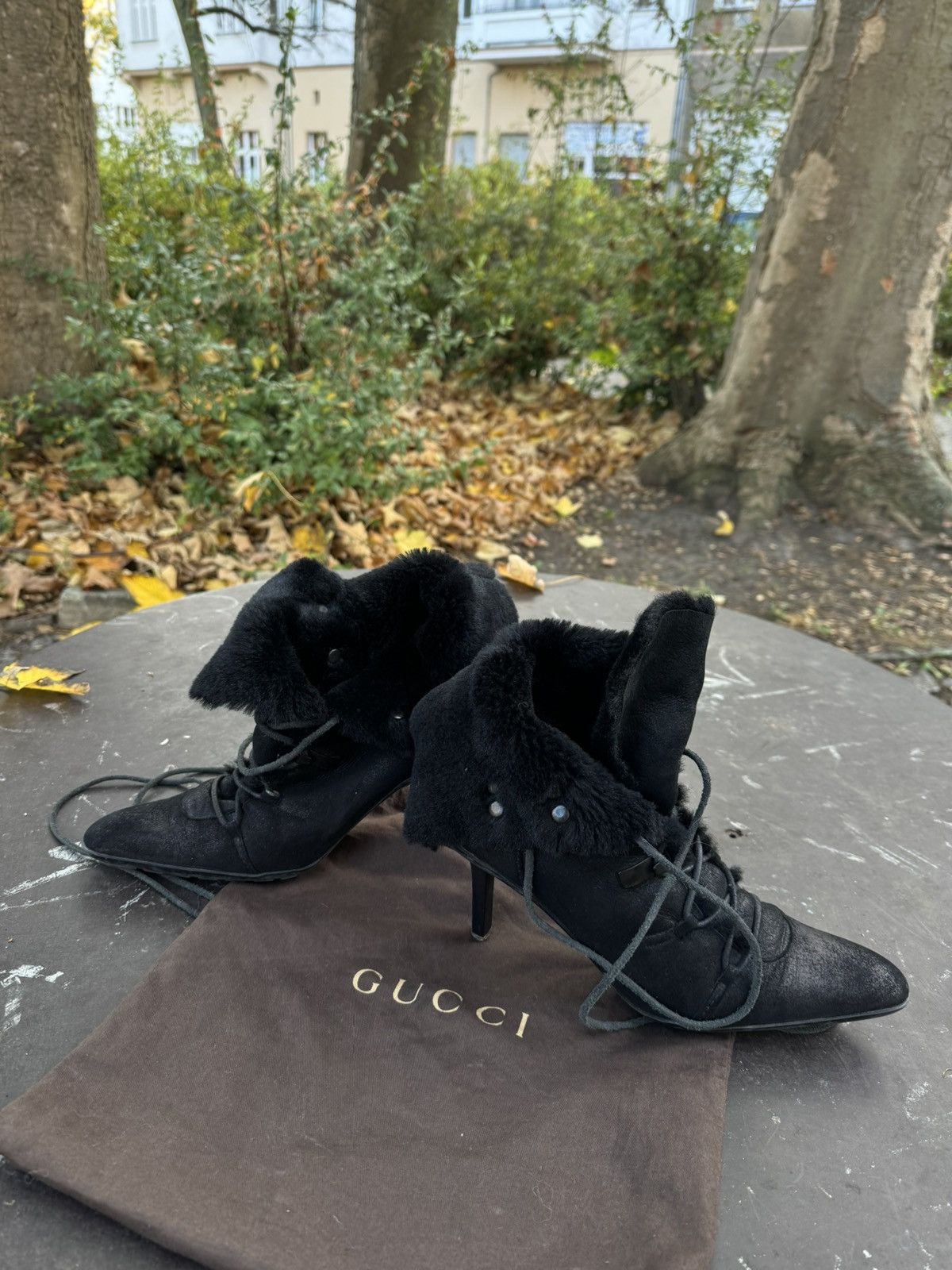 Gucci vintage gucci shoes boots with fur laces Size US 7.5 / IT 37.5 - 3 Thumbnail