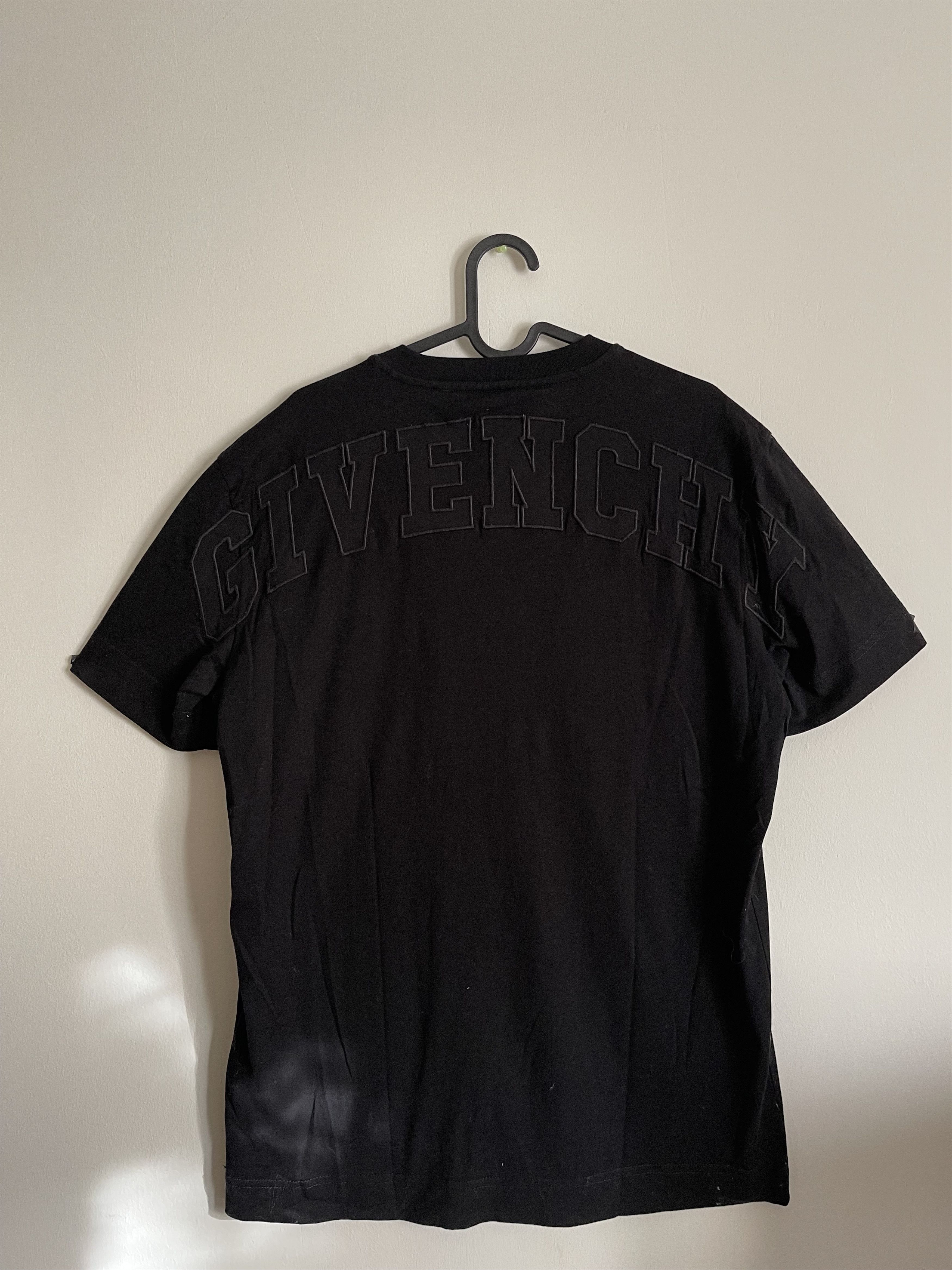 Givenchy Givenchy Cone Print T-Shirt Black Size US M / EU 48-50 / 2 - 2 Thumbnail
