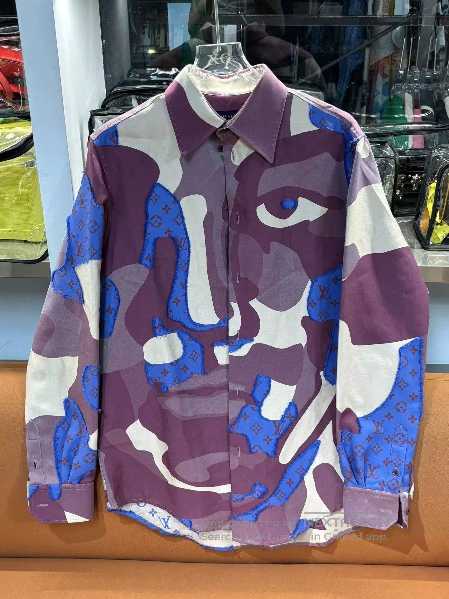 Louis Vuitton Louis Vuitton Printed Cotton Overshirt. Size US S / EU 44-46 / 1 - 1 Thumbnail