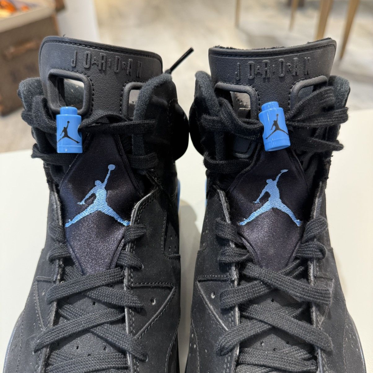Jordan Brand Air Jordan 6 Retro UNC Size US 10 / EU 43 - 5 Thumbnail