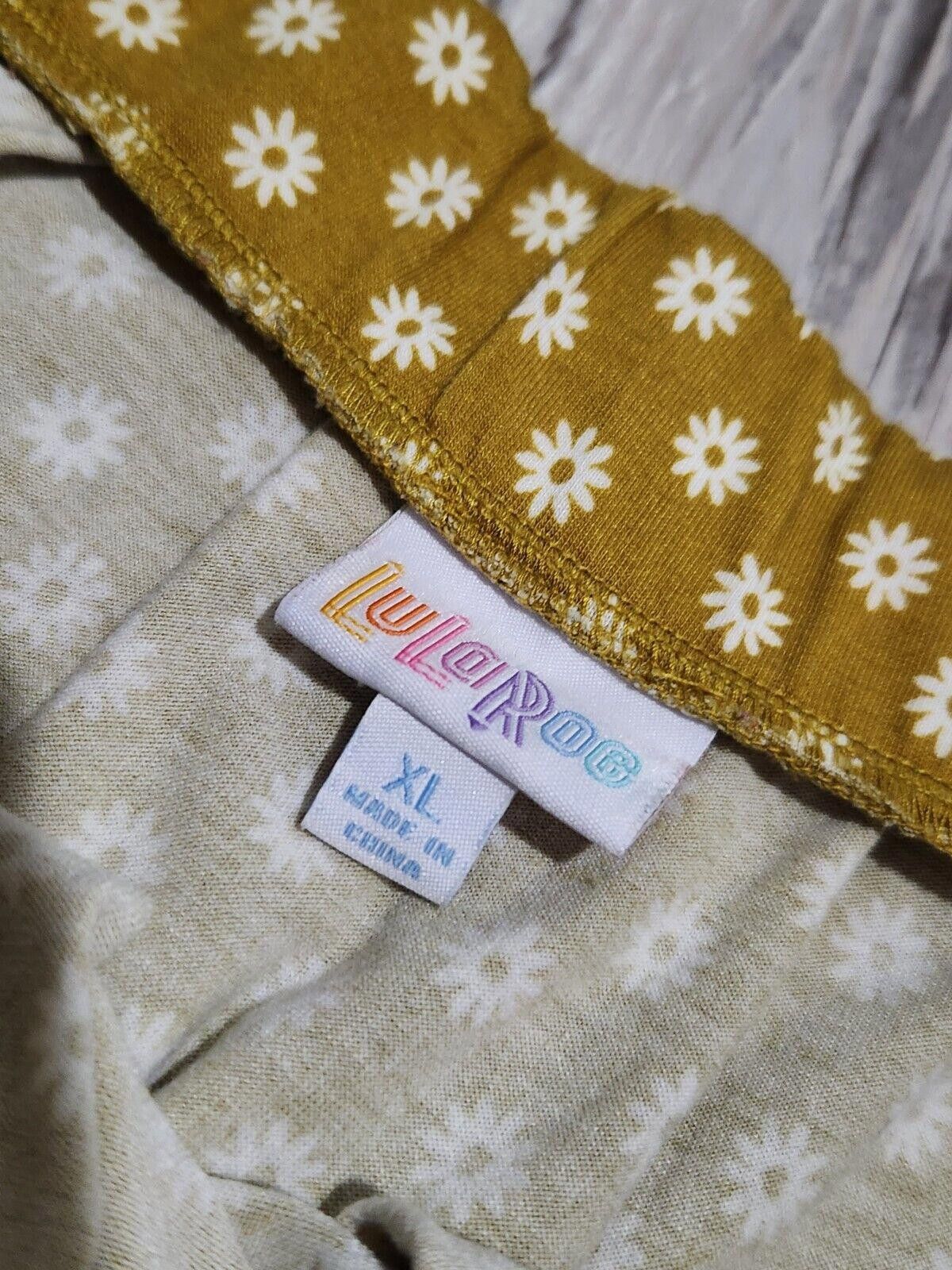 Designer Lularoe Skirt Lot Extra Large Lemons Polka Dots Stretch Size 40" / US 18 - 2 Thumbnail