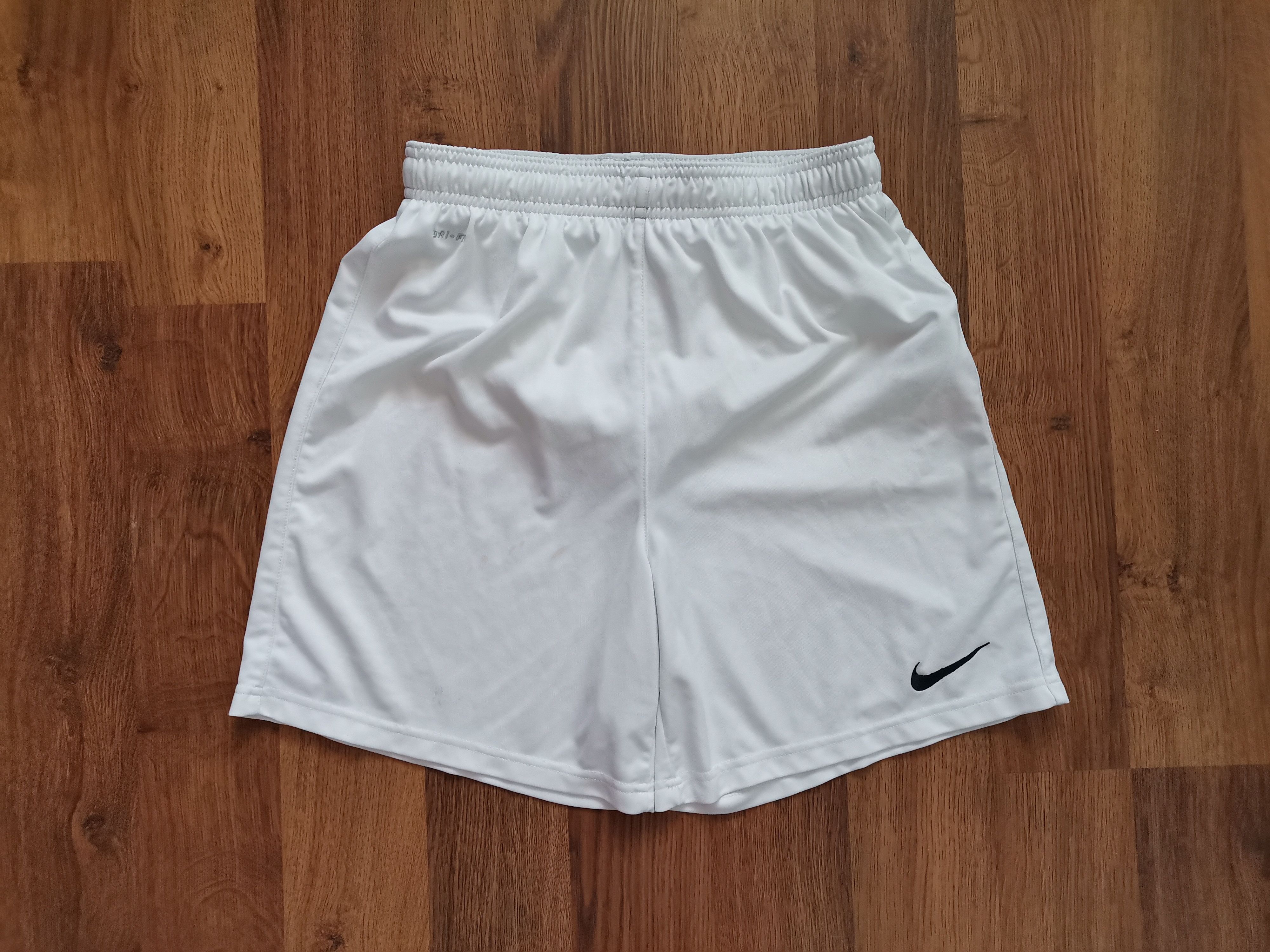 Nike Nike Shorts Size US 28 / EU 44 - 1 Thumbnail