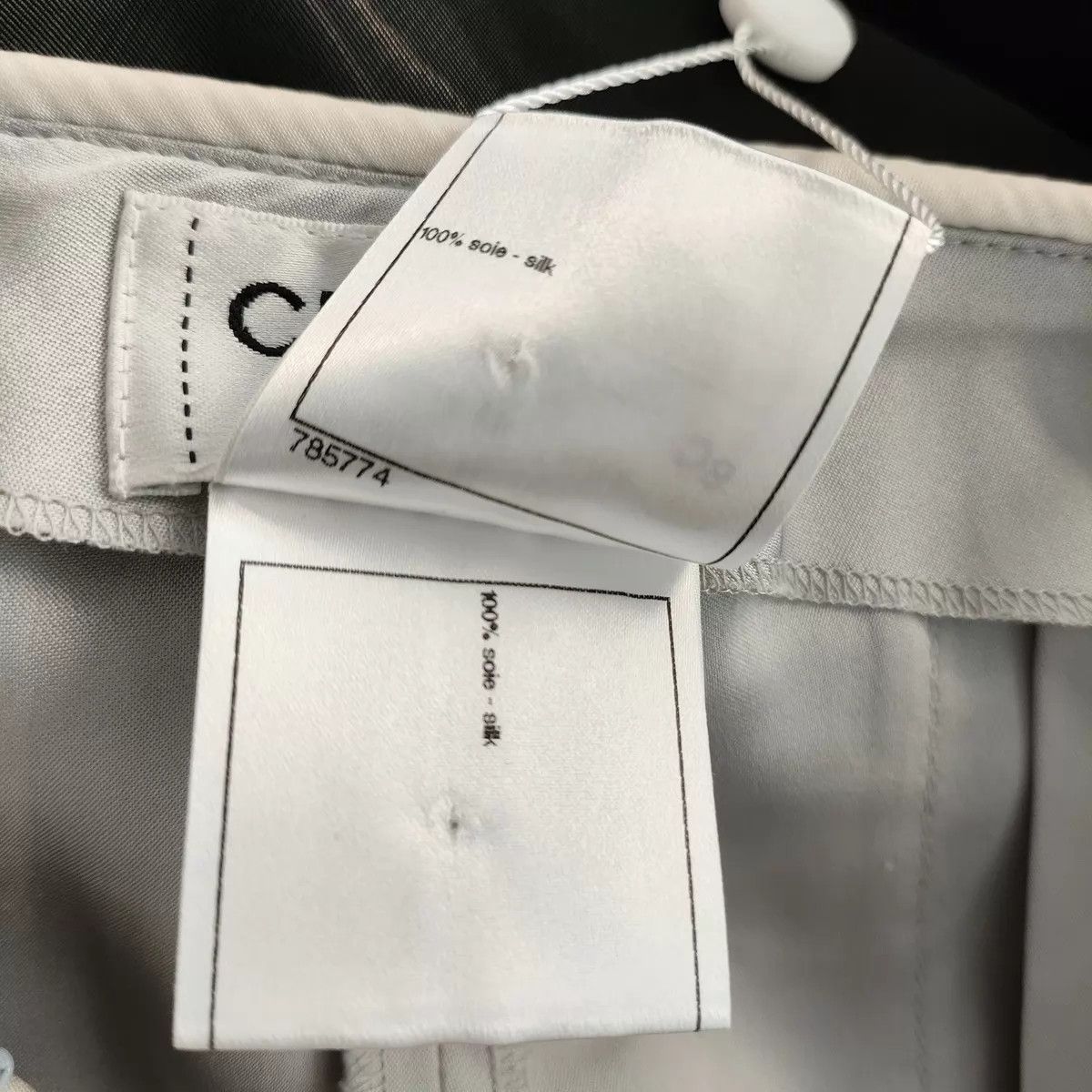Chanel Chanel Women's Silk Gray Pleated Shorts Size 27" / US 4 / IT 40 - 5 Thumbnail