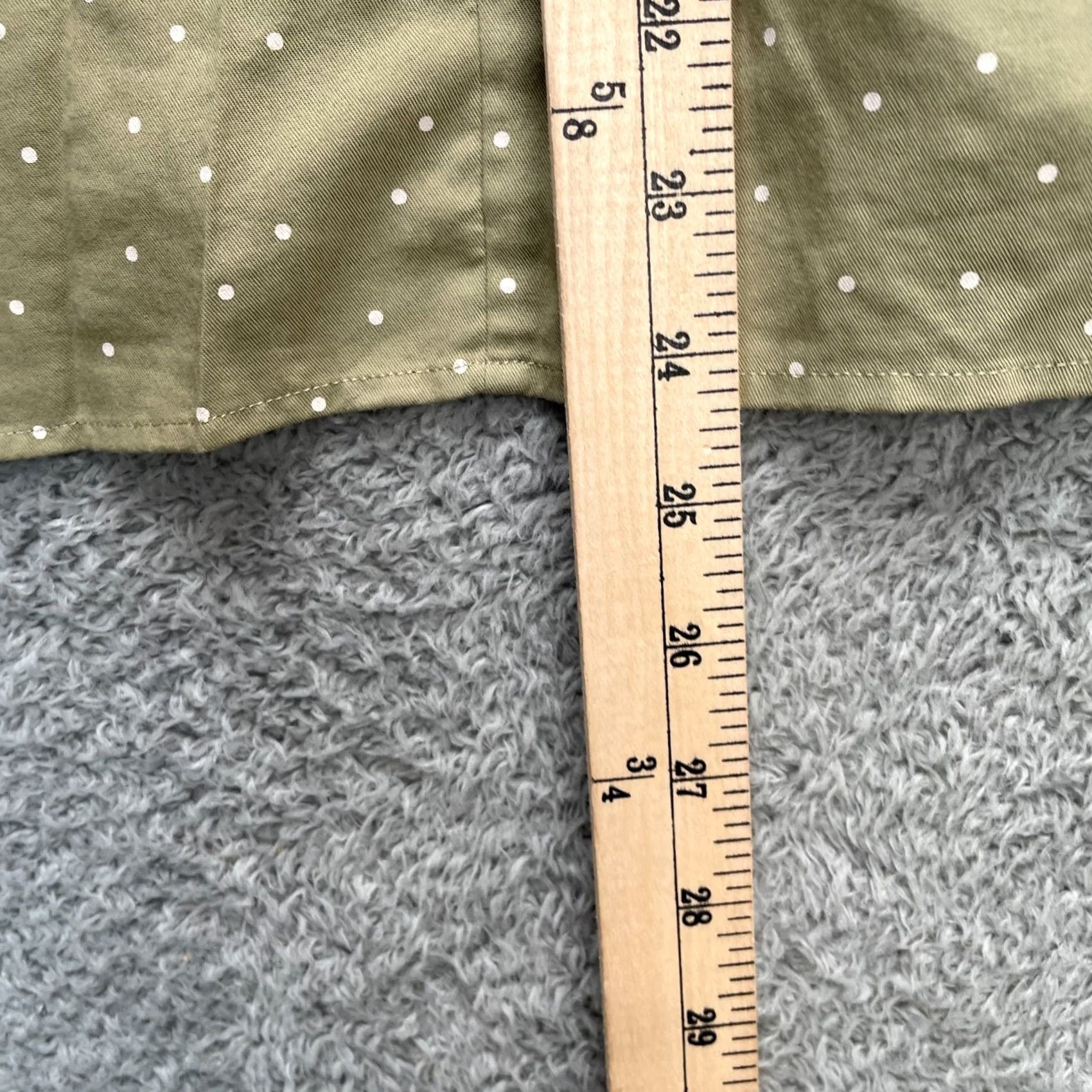 Uniqlo Uniqlo Blouse Shirt Womens Medium Green Polka Dot Button Up Wrinkle Resistant Casual Sleeve Size M / US 6-8 / IT 42-44 - 7 Thumbnail