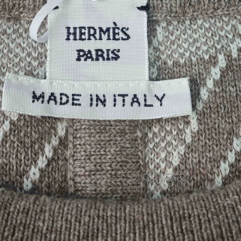 Hermes Hermes Oatmeal color double-sided shearling batwing sweate Size XS / US 0-2 / IT 36-38 - 5 Thumbnail