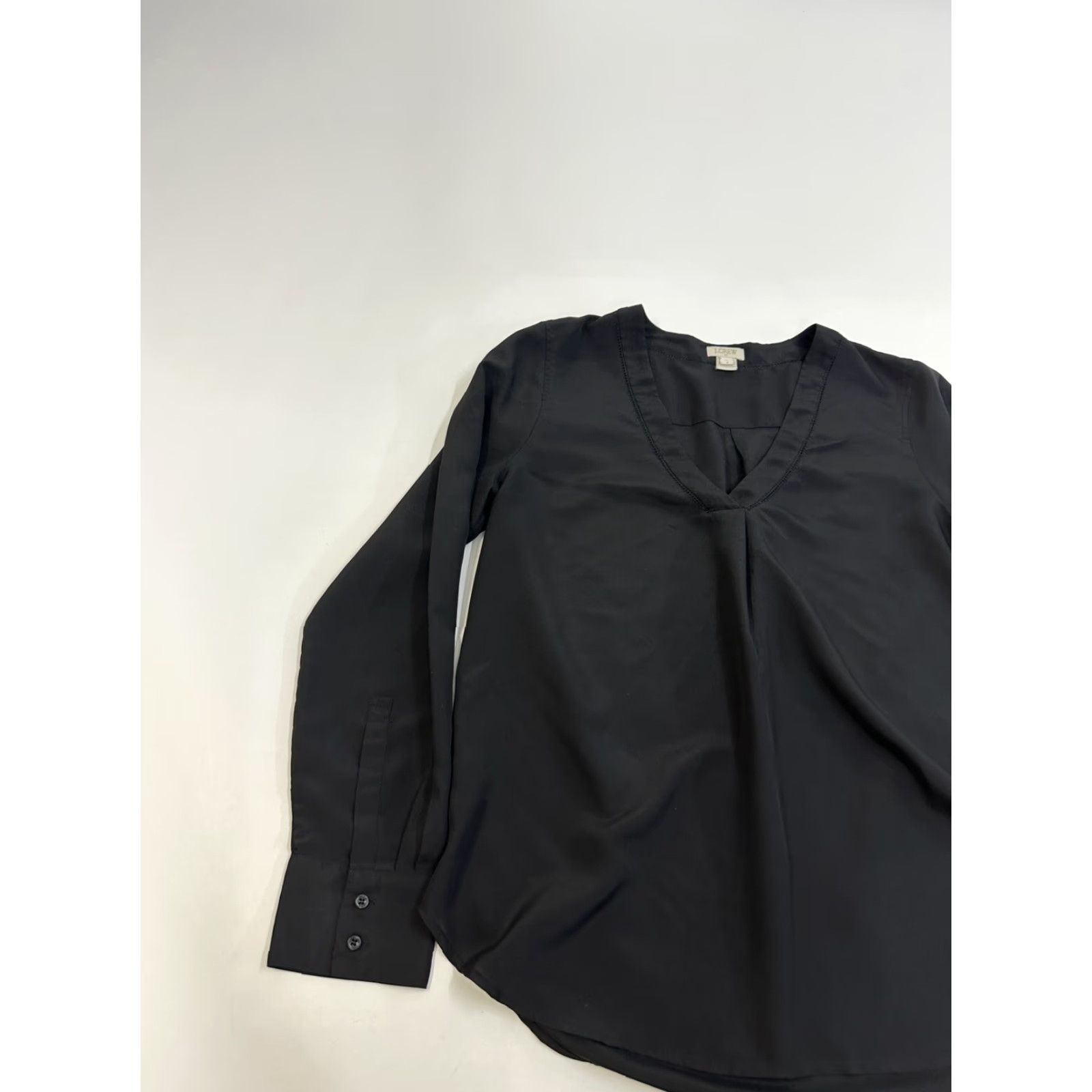 J.Crew J.Crew Blouse Womens Size Small Black Long Sleeve V-Neck Size S / US 4 / IT 40 - 3 Thumbnail