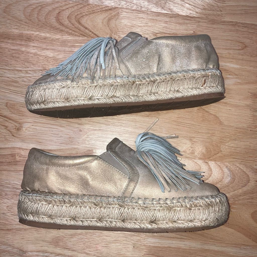 J Brand J Slides Raoul Espadrilles Pompom Accent Metallic Leather Sneaker Women’s Size 6 Size US 6 / IT 36 - 13 Thumbnail