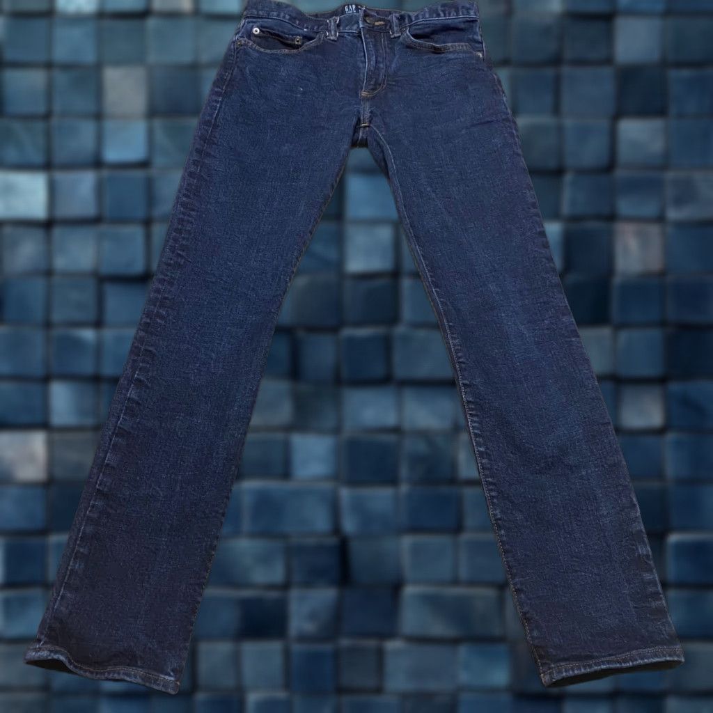 Gap Gap Jeans Mens Slim 30x32 Blue Denim Dark Wash Skinny Rise Mid 10-12 in 5-Pocket - Inseam 29 in Gap 1969 Men’s Jeans Size US 28 / EU 44 - 1 Thumbnail