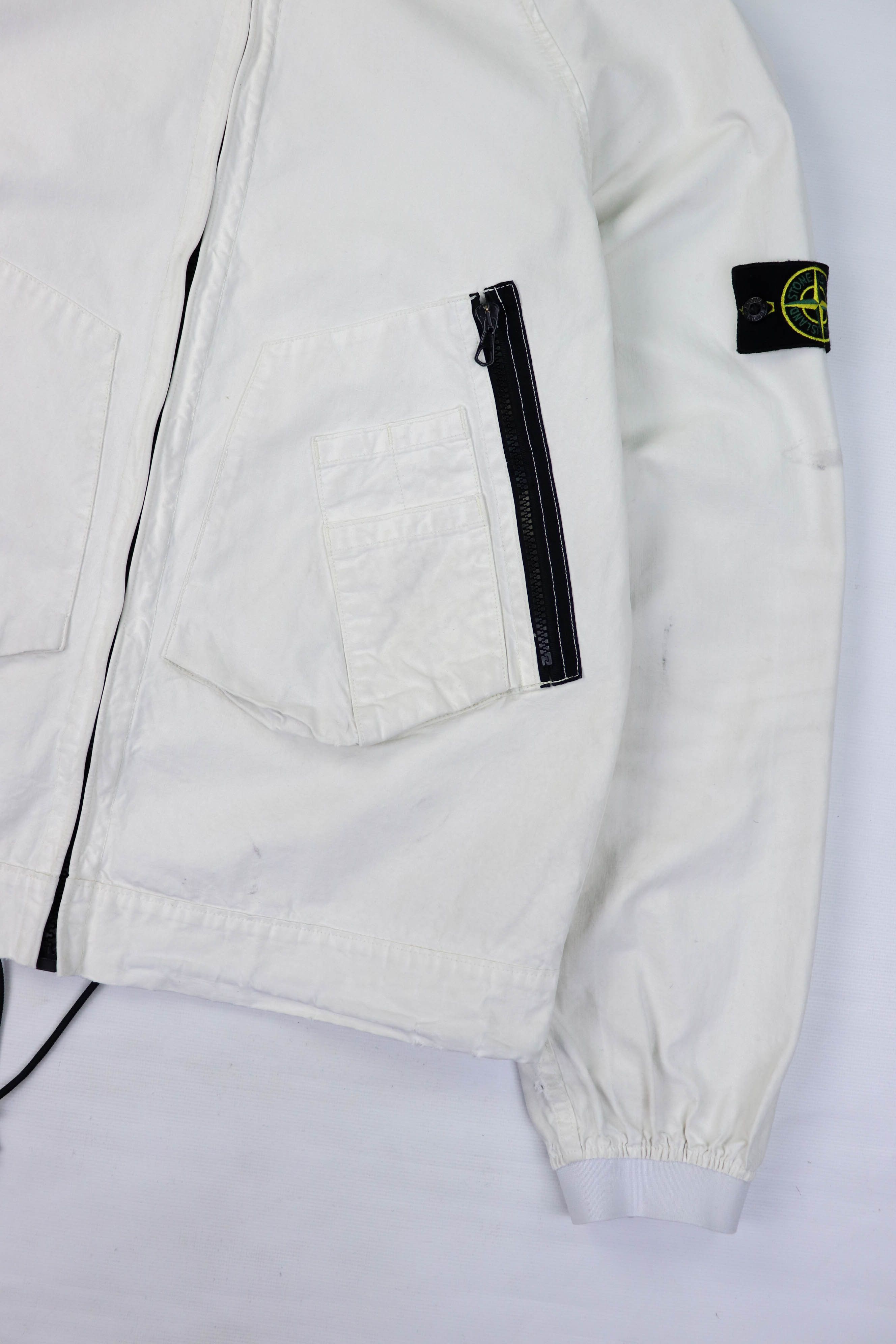 Stone Island Vintage Stone Island 06 White Laminated Cotton Hooded Jacket Size US L / EU 52-54 / 3 - 5 Thumbnail