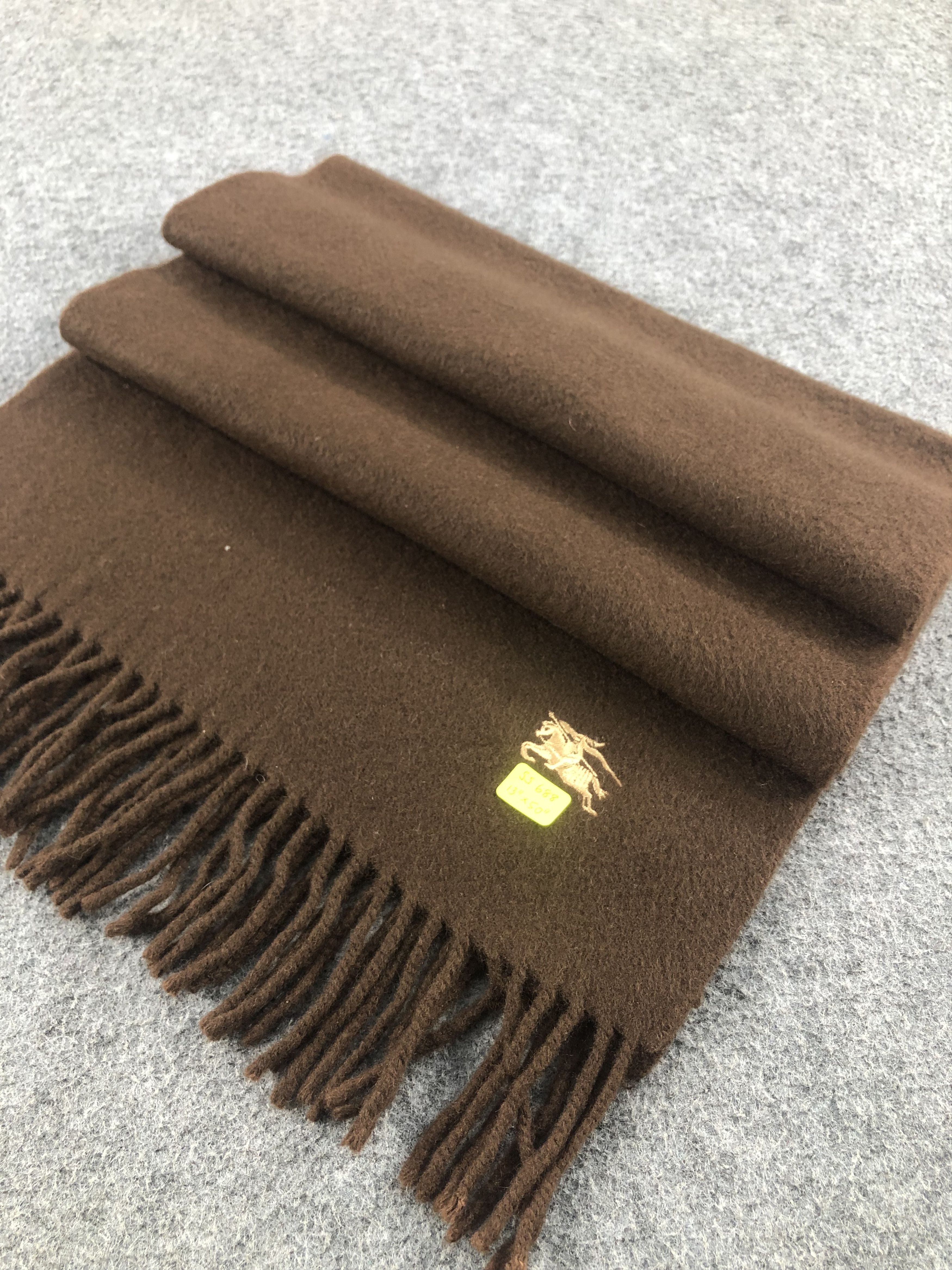 Burberry Vintage Burberry Pure Cashmere Scarf / Muffler / Neckwear Size ONE SIZE - 2 Thumbnail