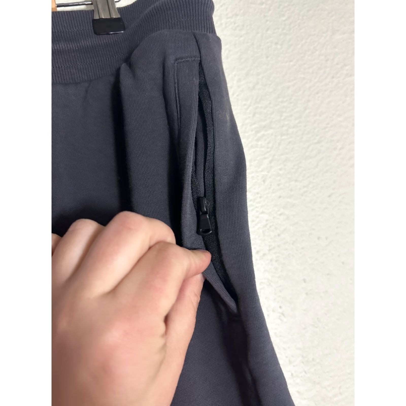 VonZipper Fablectics Men's Large 36x28 Charcoal Gray Jogger Zipper Pocket Sweatpants Size US 33 - 7 Thumbnail