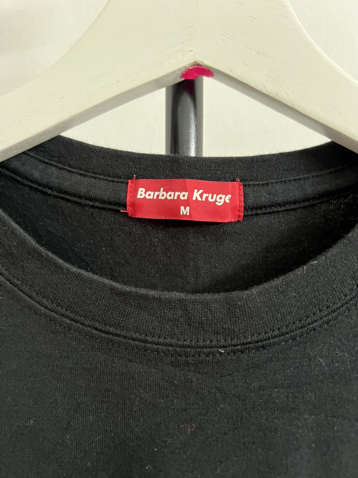 Barbara Kruger × Uniqlo barbara kruger Size US M / EU 48-50 / 2 - 5 Thumbnail