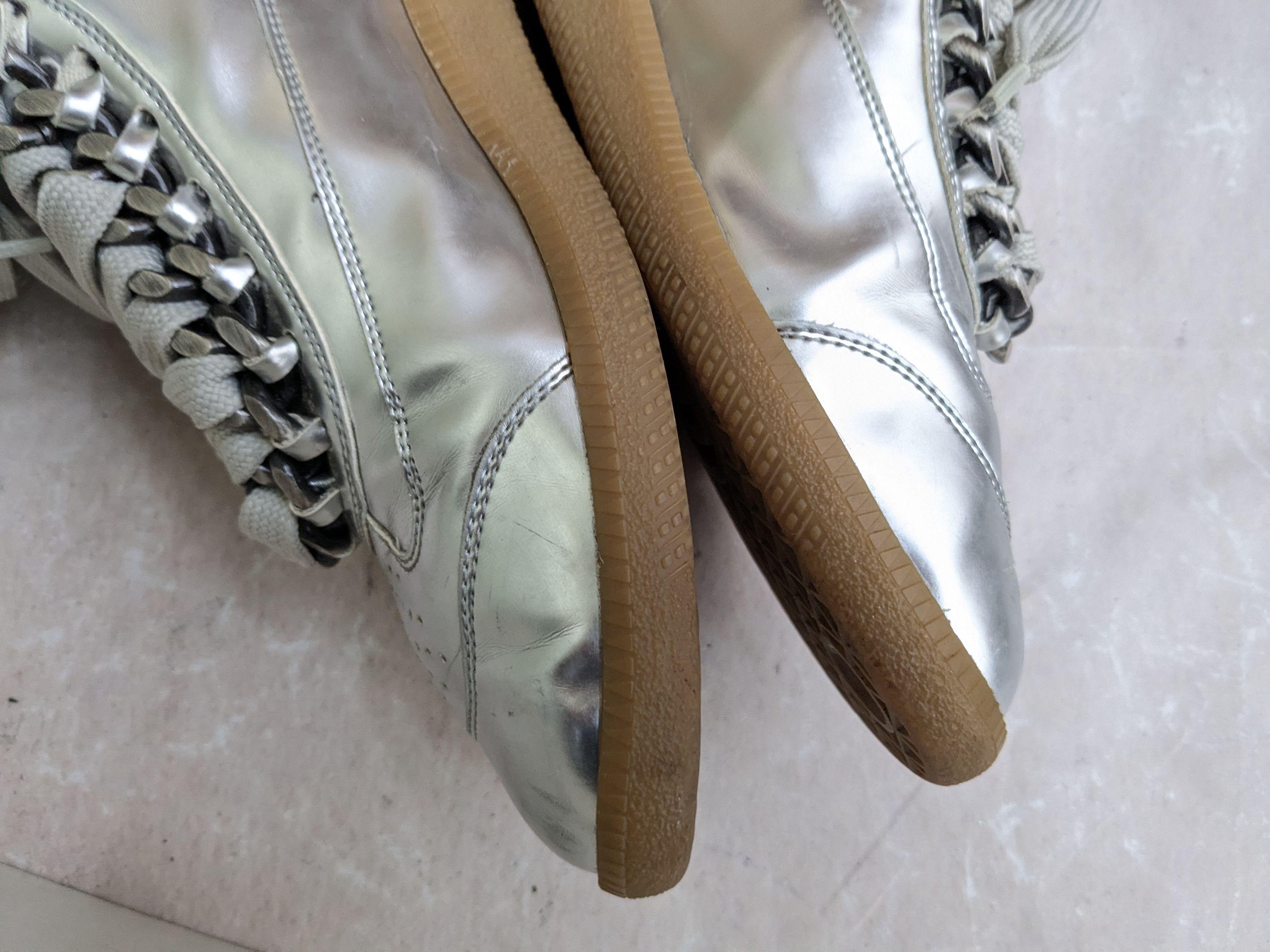 Maison Margiela Maison Margiela Cuban Link High Top Sneakers 10 43 Silver Size US 10 / EU 43 - 11 Thumbnail