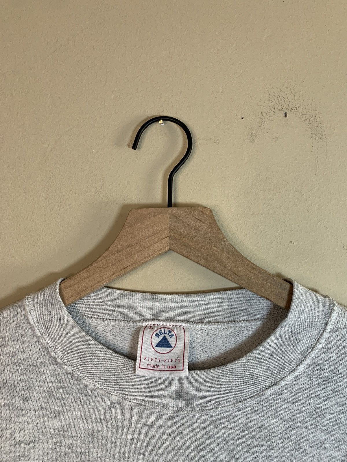Vintage RARE* Vintage Living Epistles Position Everything Sweatshirt Size US L / EU 52-54 / 3 - 8 Thumbnail