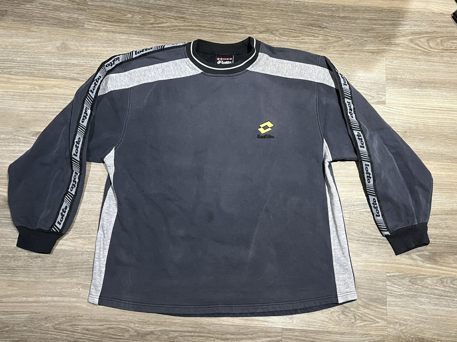 Lotto Sport × Vintage Lotto crewneck Size US L / EU 52-54 / 3 - 1 Thumbnail