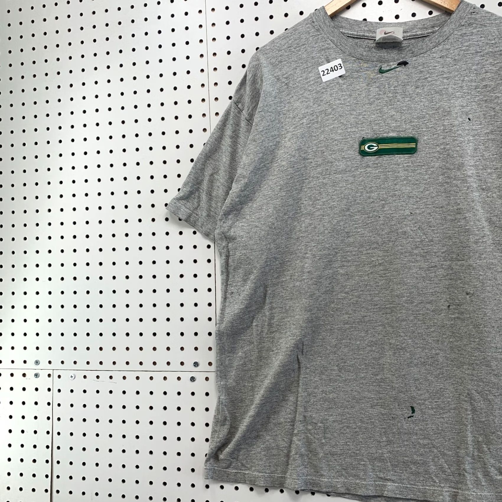 Nike VINTAGE Nike Green Bay Packers Shirt XL Gray Center Swoosh Distressed 90s Size US XL / EU 56 / 4 - 2 Thumbnail
