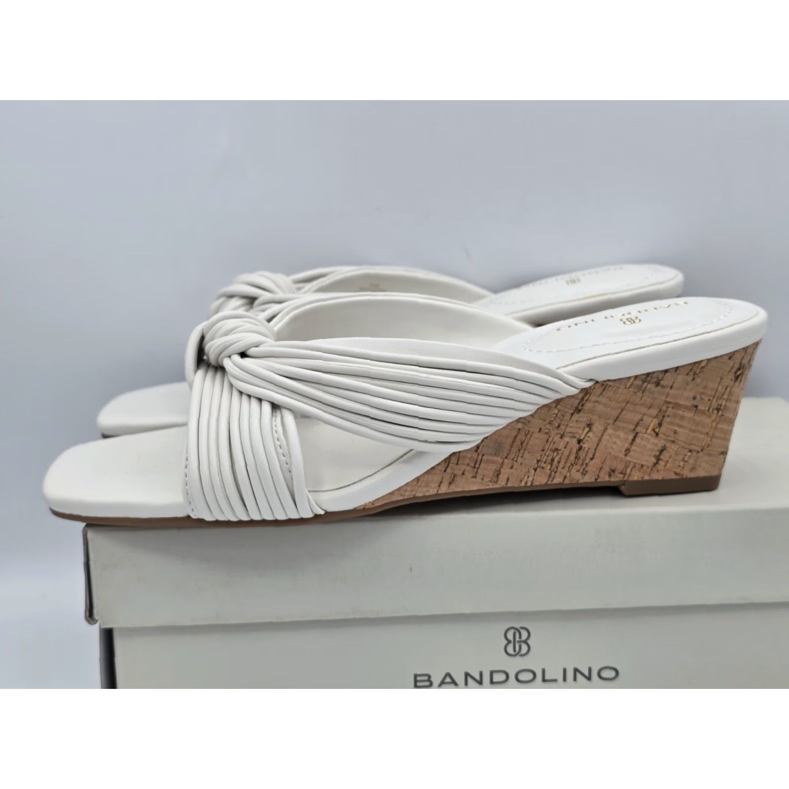 Vintage Bandolino SASSIER 3 Wedge Sandal | White Ivory 150 Sz 8.5 M | Bandolino Women's Sandal | White Size US 9 / IT 39 - 5 Thumbnail