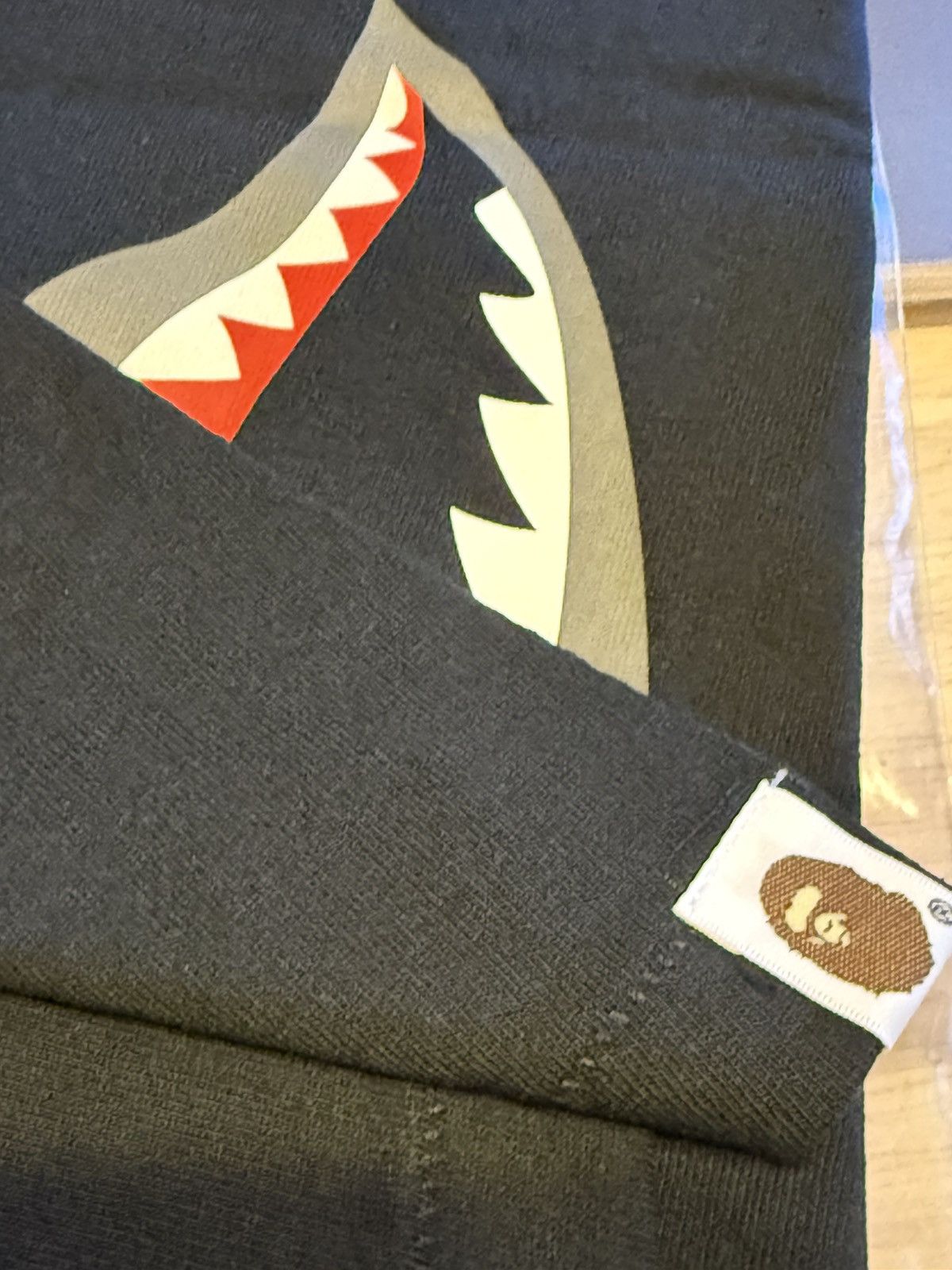 Bape A BATHING APE SIDE SHARK T SIZE L Size US L / EU 52-54 / 3 - 4 Thumbnail
