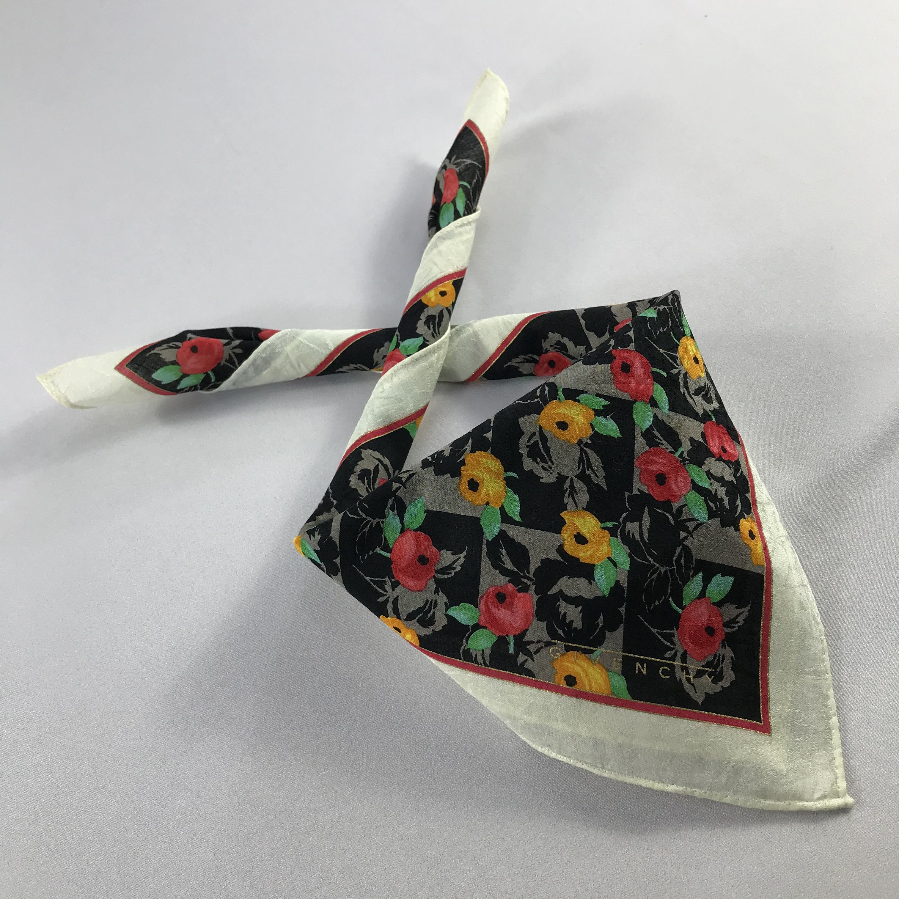 Vintage Givenchy Handkerchief / Bandana / Neckerchief C566 Size ONE SIZE - 2 Thumbnail