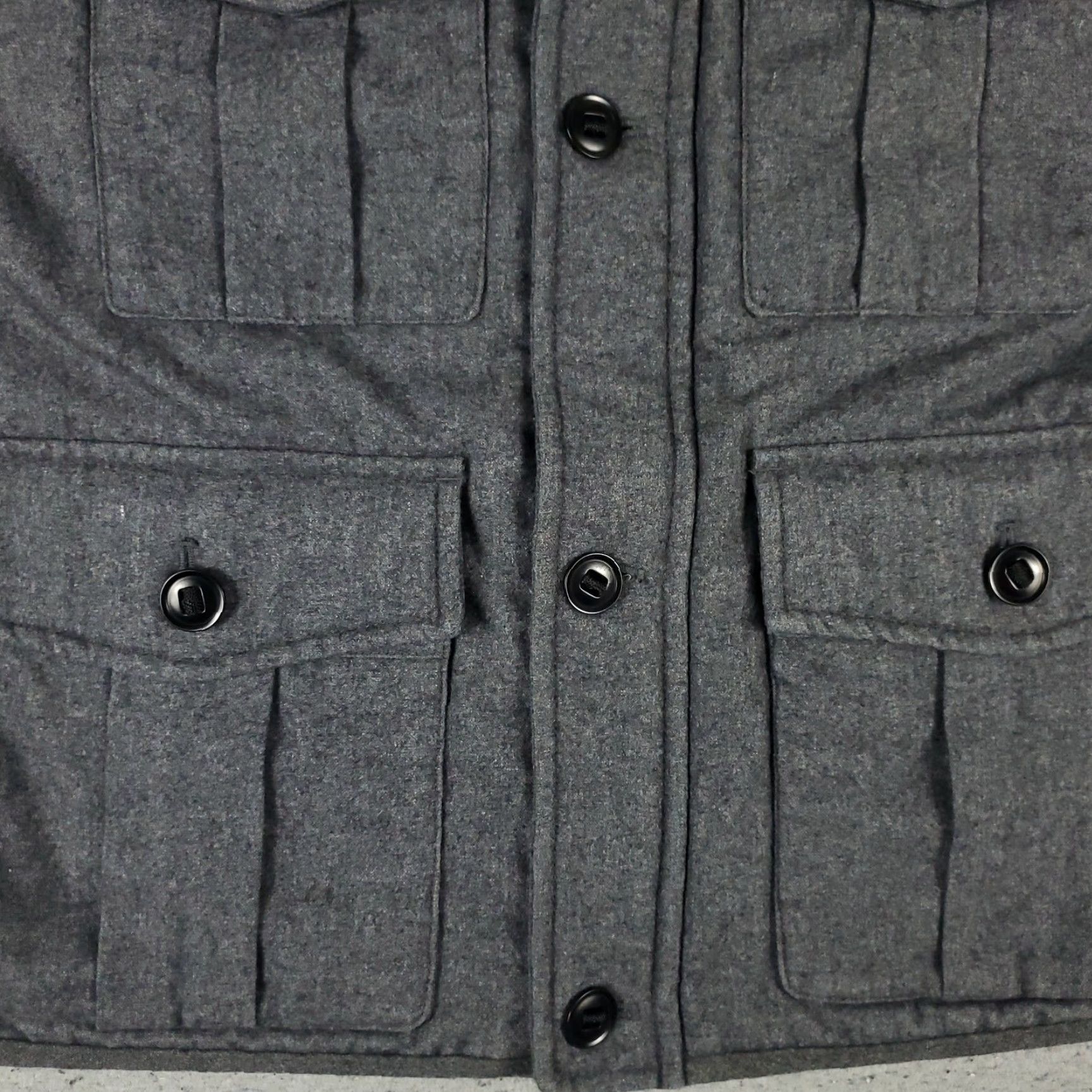 Banana Republic Banana Republic Vest Mens Size XL Gray 4 Pocket Full Zip Pockets Size US XL / EU 56 / 4 - 3 Thumbnail