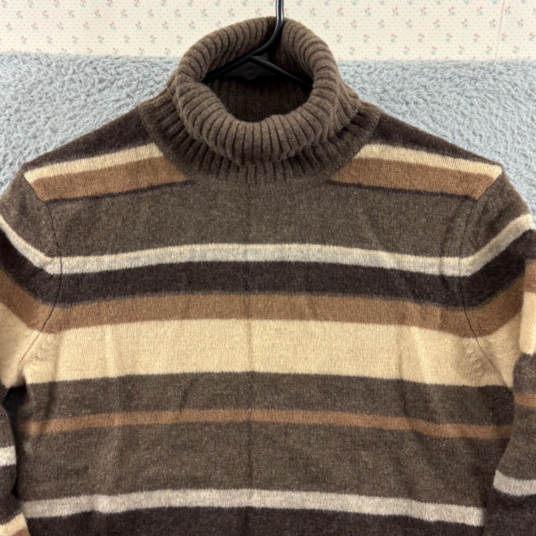 Brooks Brothers Brooks Brothers 346 Sweater Women’s Small Striped Lambswool Turtleneck Knit NWT Size S / US 4 / IT 40 - 3 Thumbnail