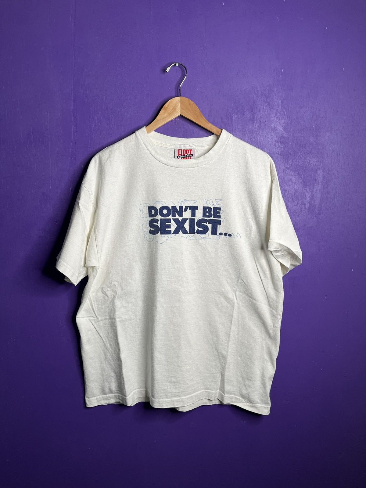 Vintage Vintage 90s Don’t be sexist text t-shirt Size US L / EU 52-54 / 3 - 1 Thumbnail